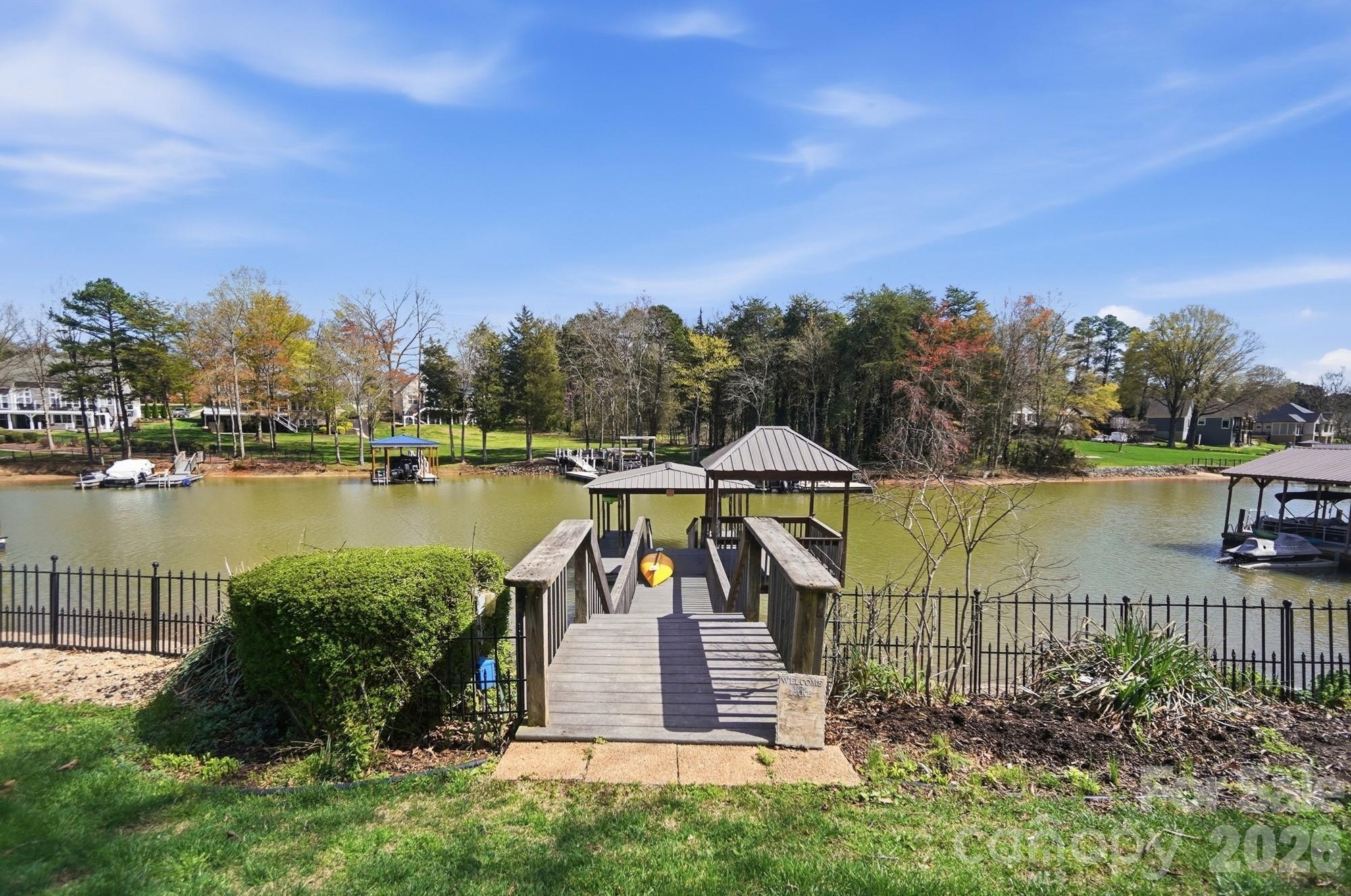 186 Hazelton Loop