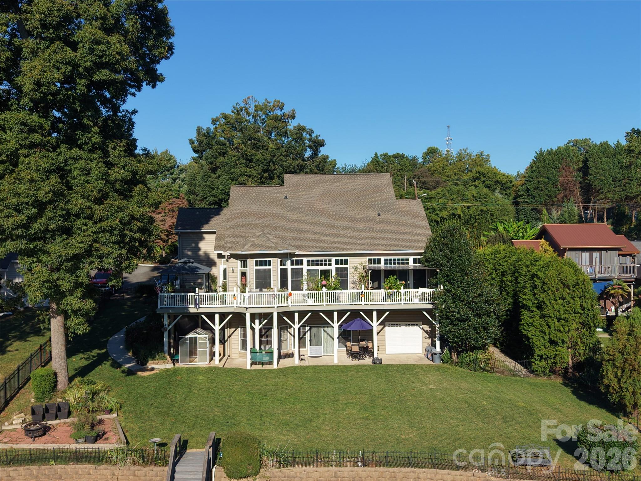 186 Hazelton Loop
