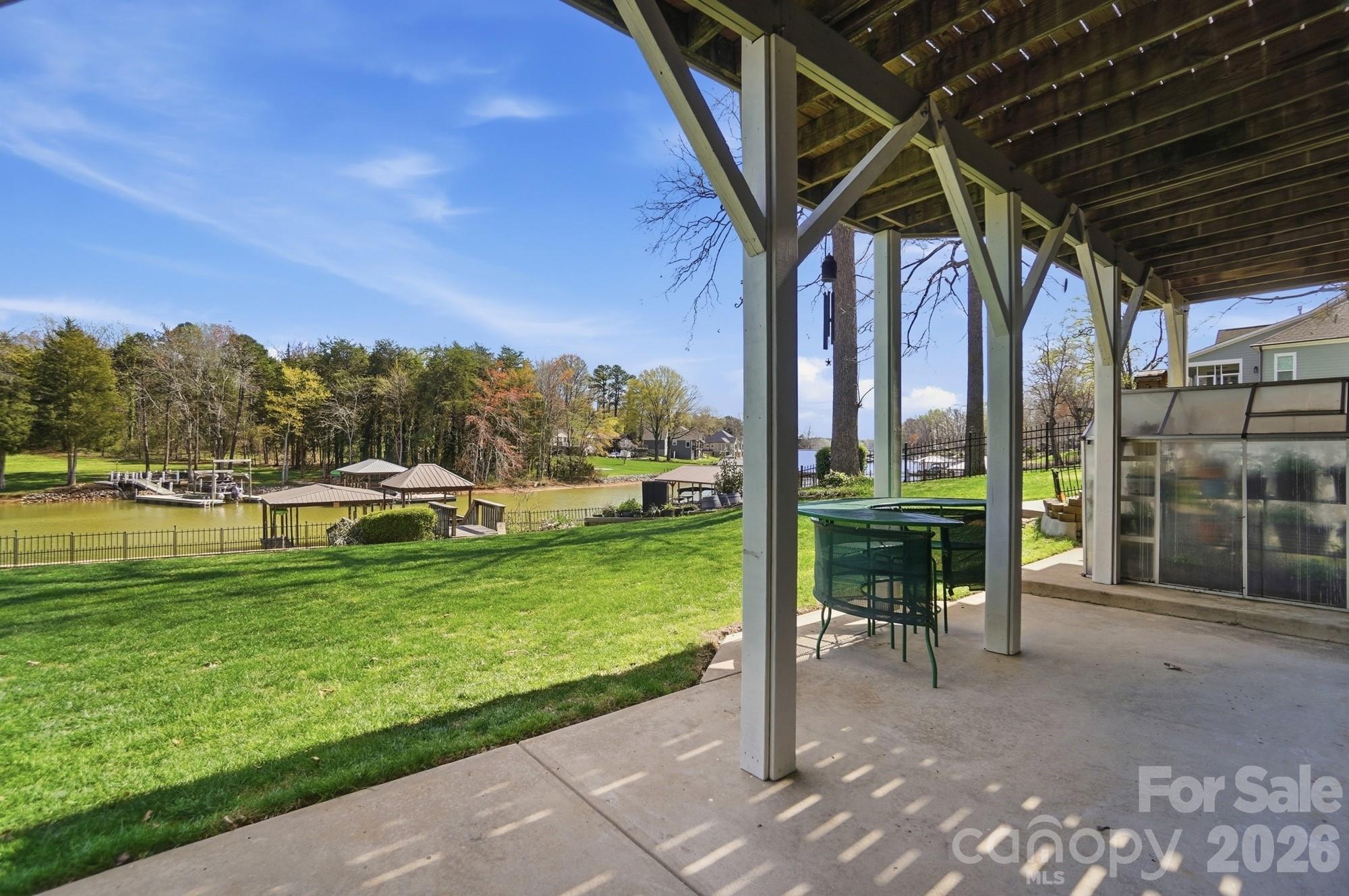 186 Hazelton Loop