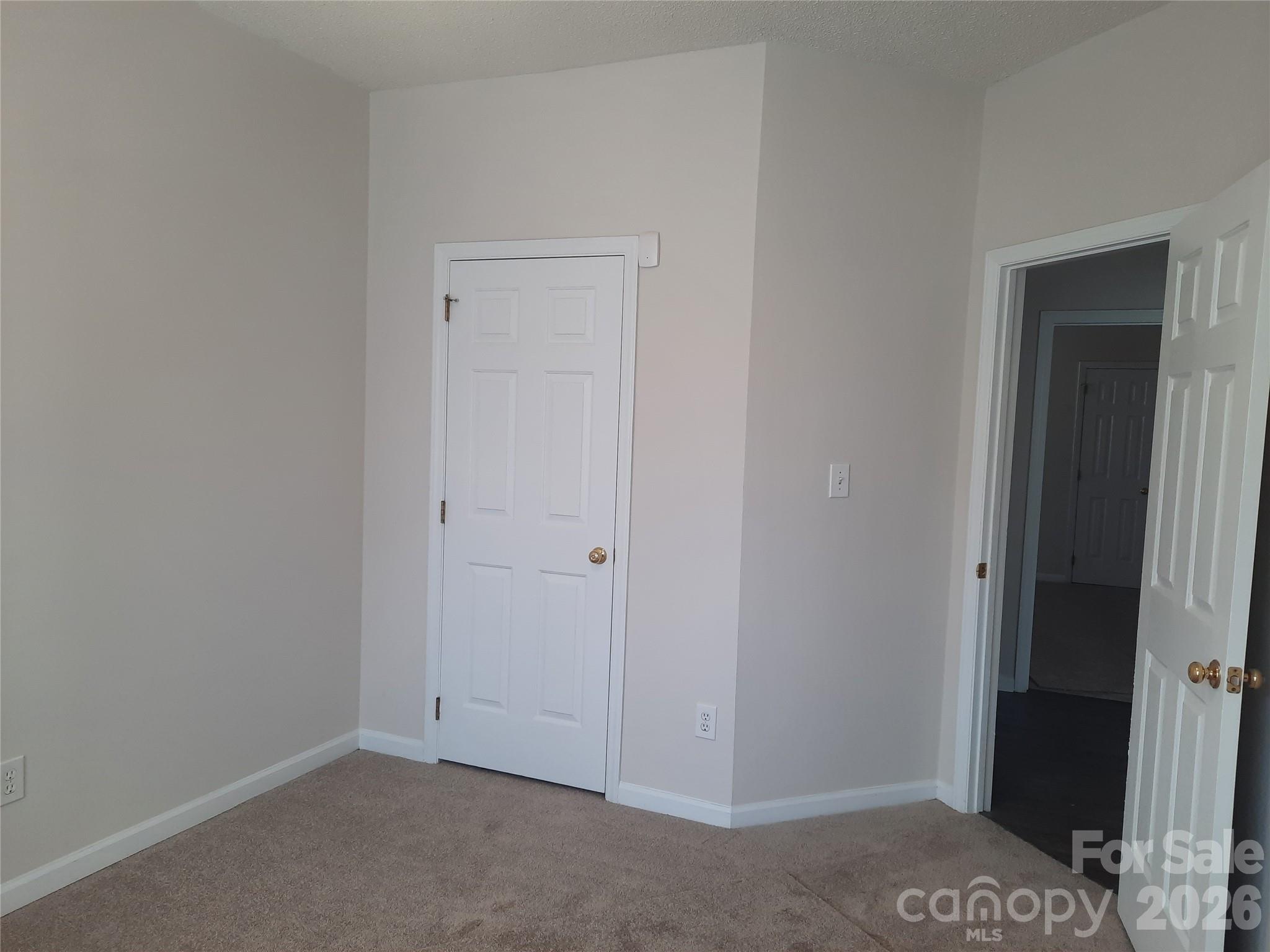 5305 Chinemist Court