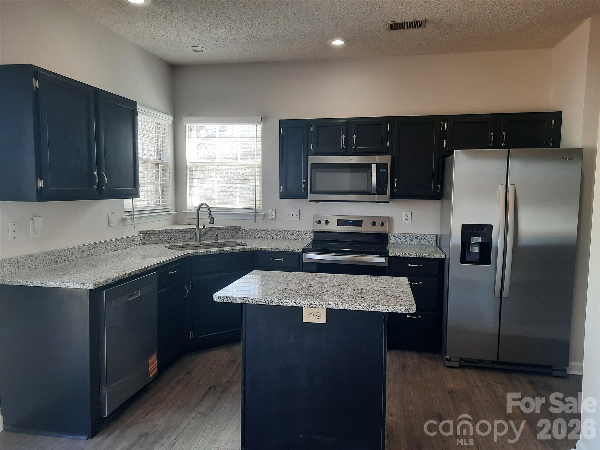 5305 Chinemist Court