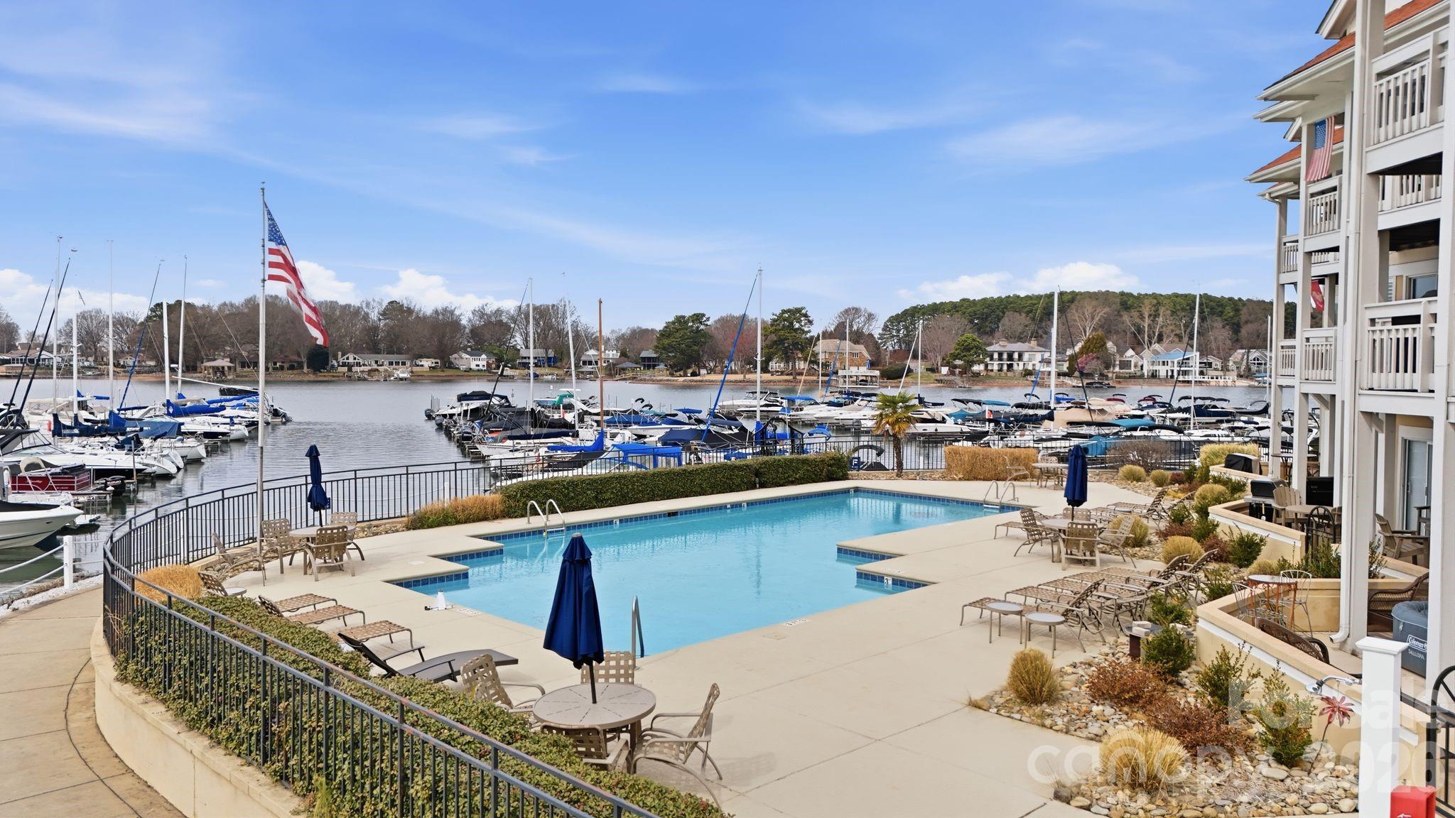 18009 Kings Point Drive Unit: R