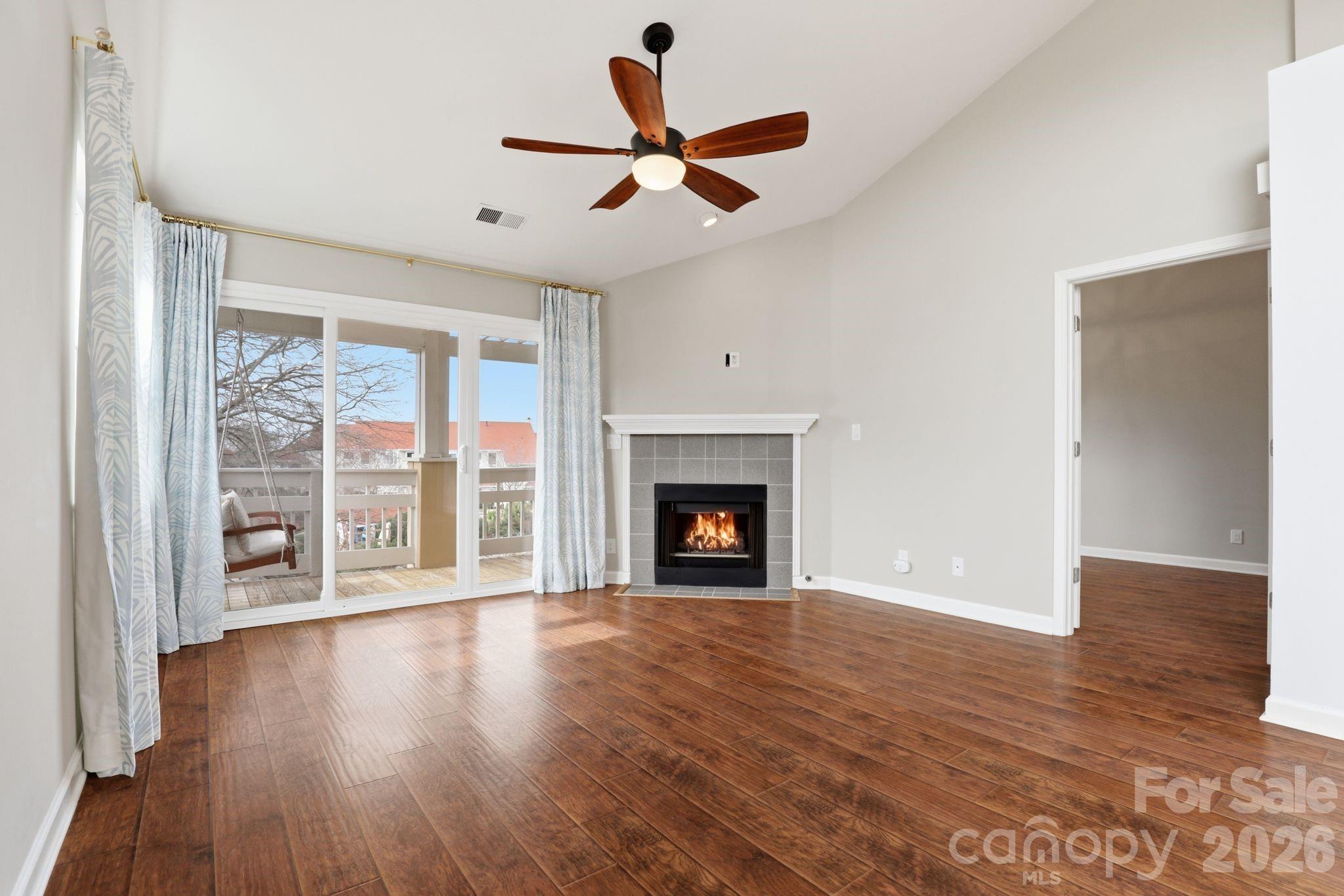 18009 Kings Point Drive Unit: R