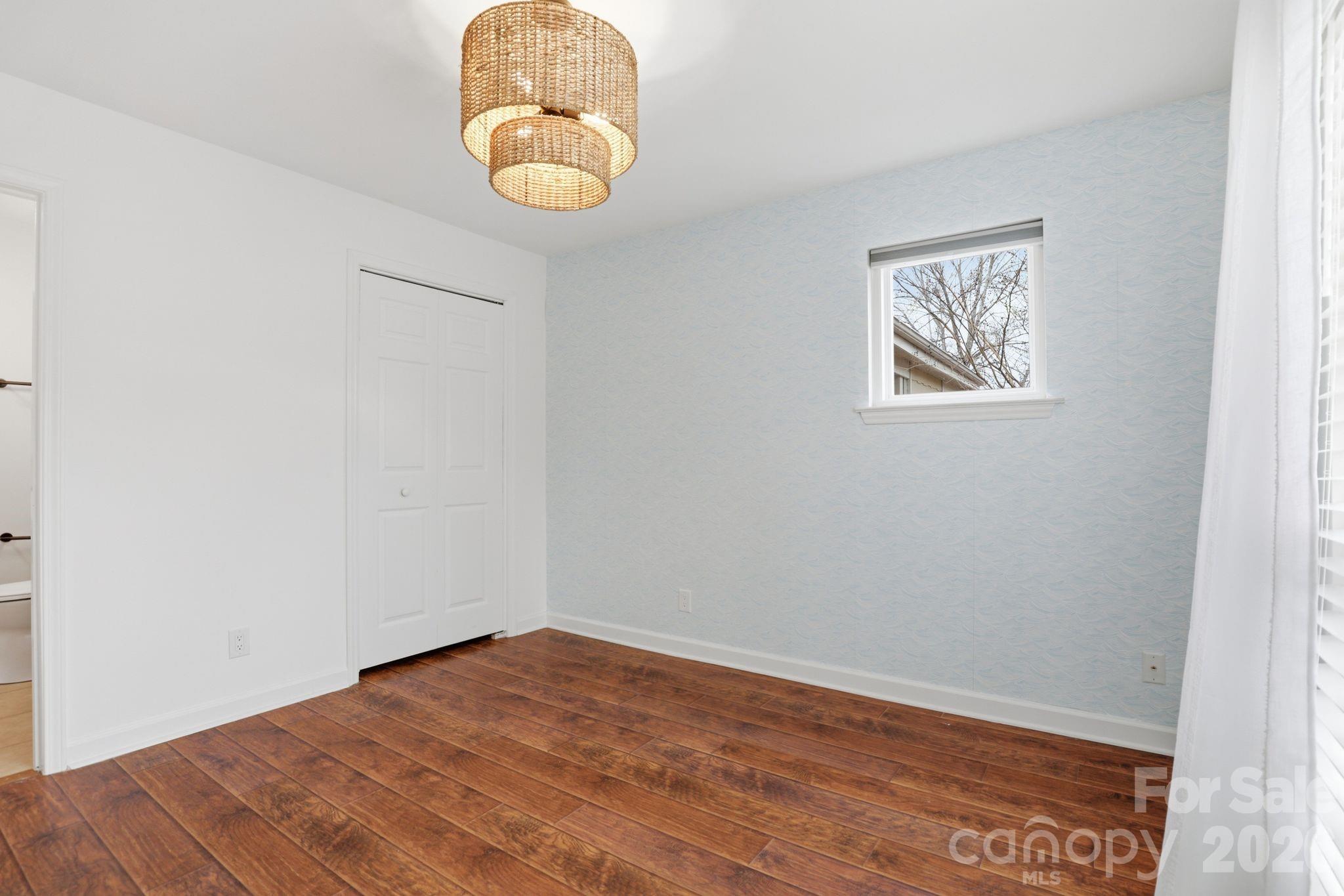18009 Kings Point Drive Unit: R