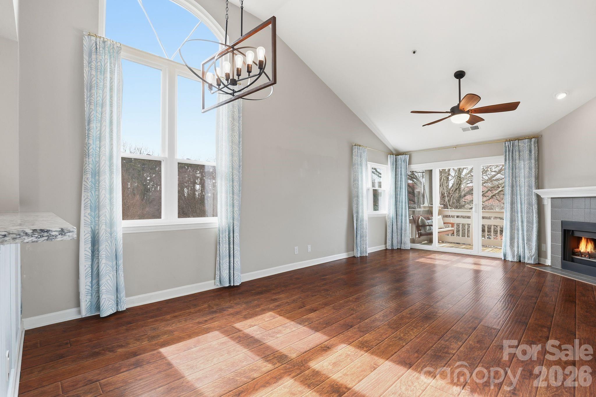 18009 Kings Point Drive Unit: R