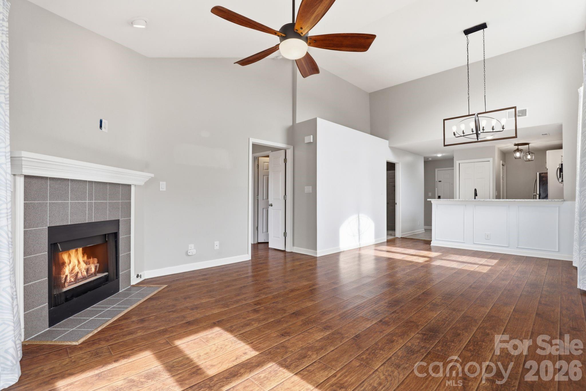 18009 Kings Point Drive Unit: R