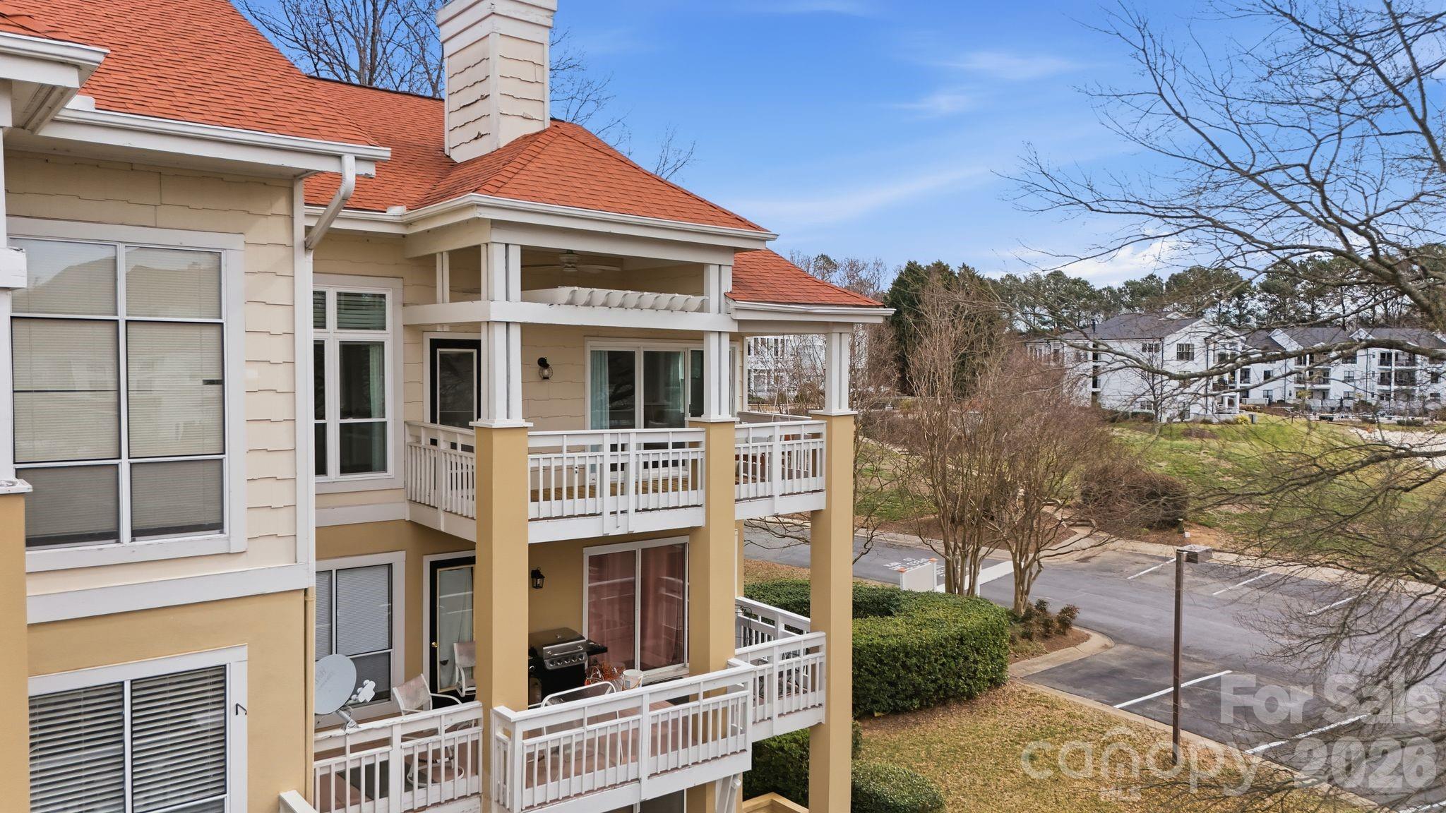 18009 Kings Point Drive Unit: R