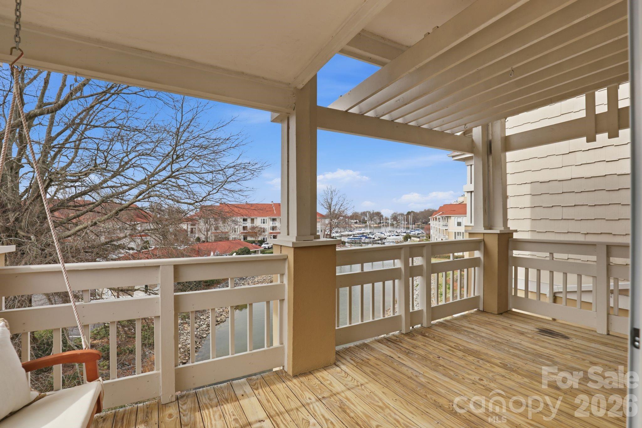18009 Kings Point Drive Unit: R