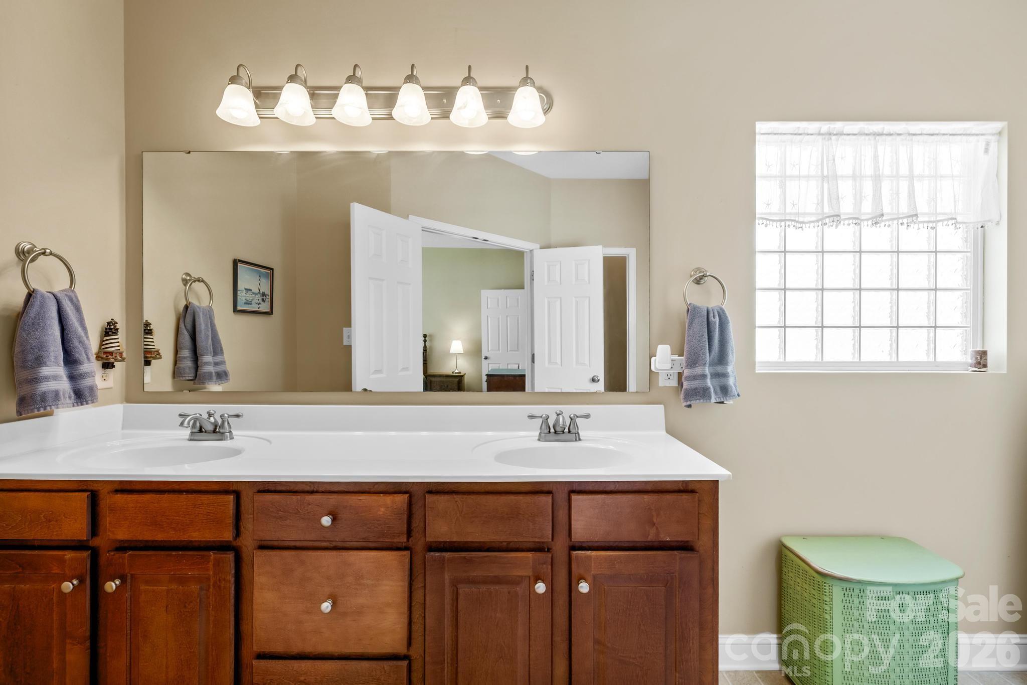 1131 Greenheather Drive