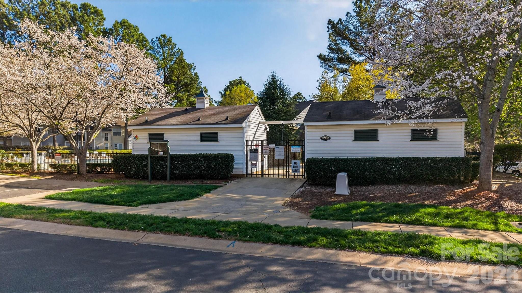 4492 Antelope Lane