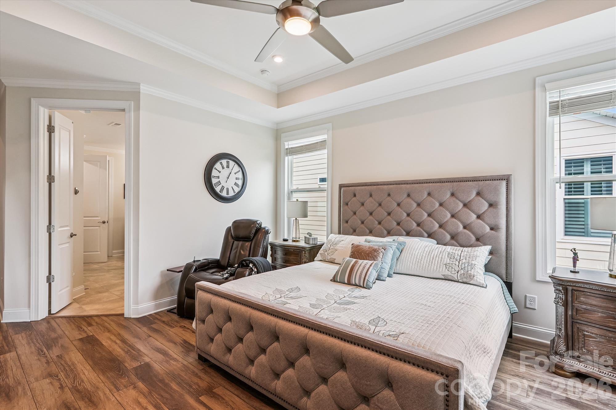 10400 Superb Lane