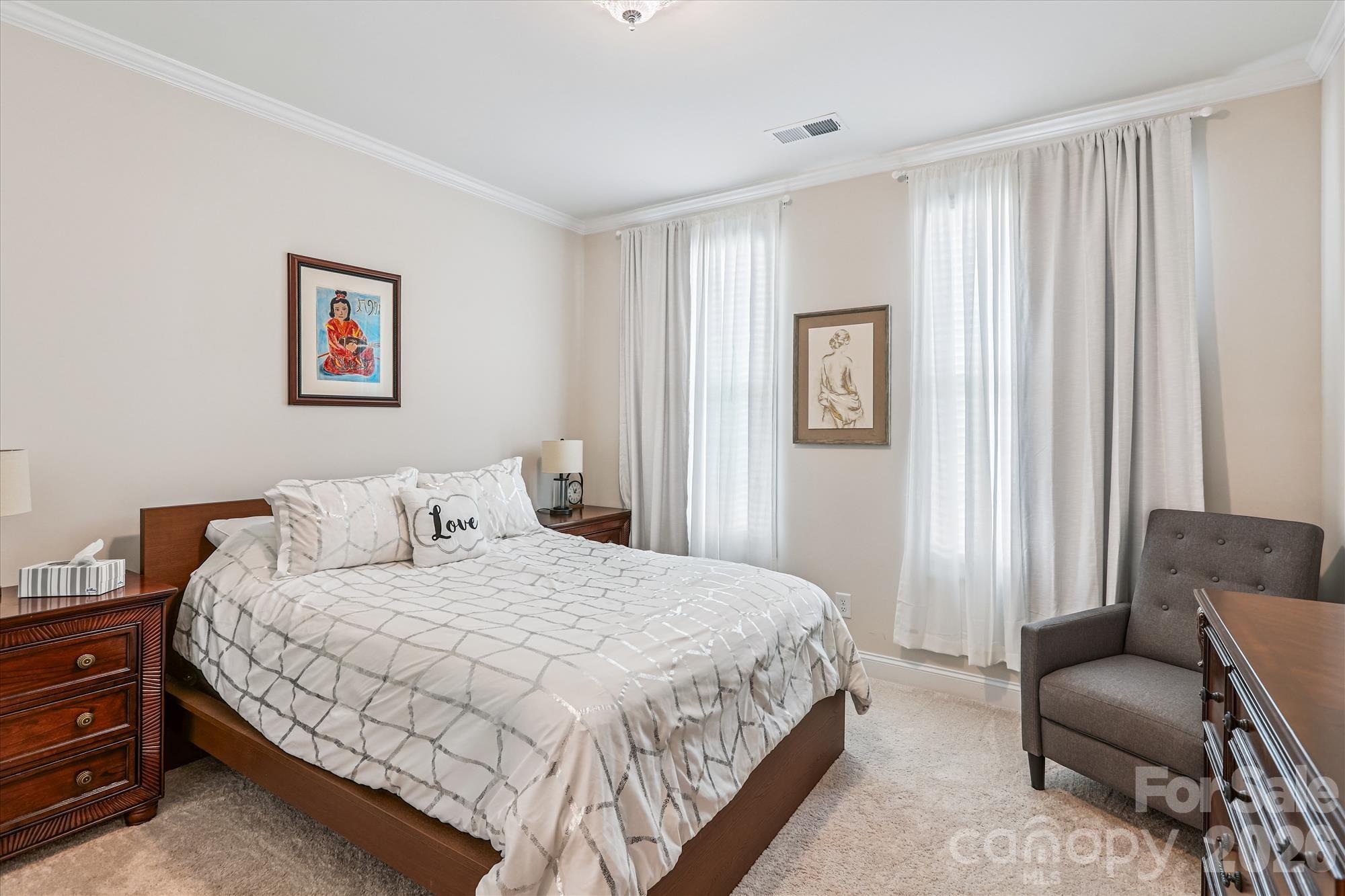 10400 Superb Lane