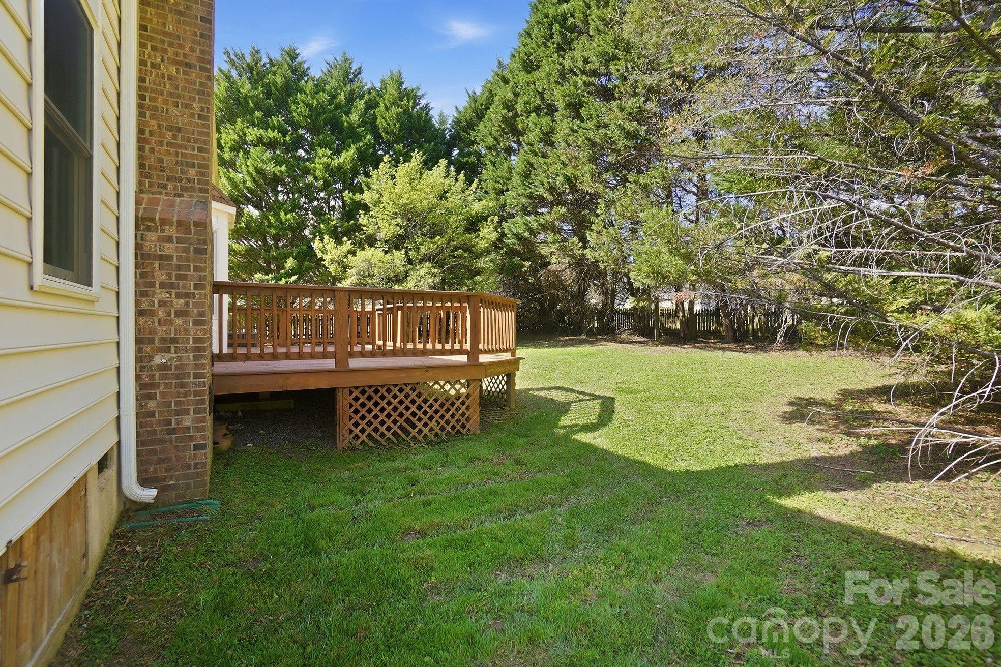 9332 Broken Pine Lane