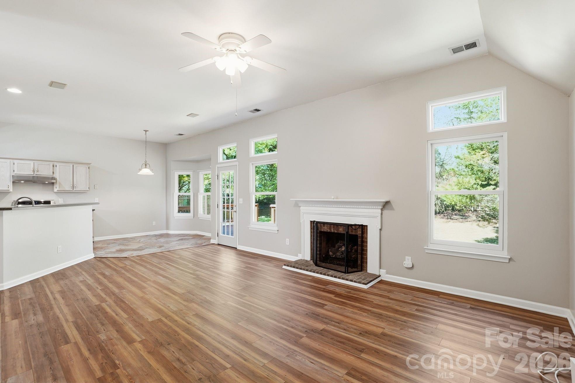 9332 Broken Pine Lane