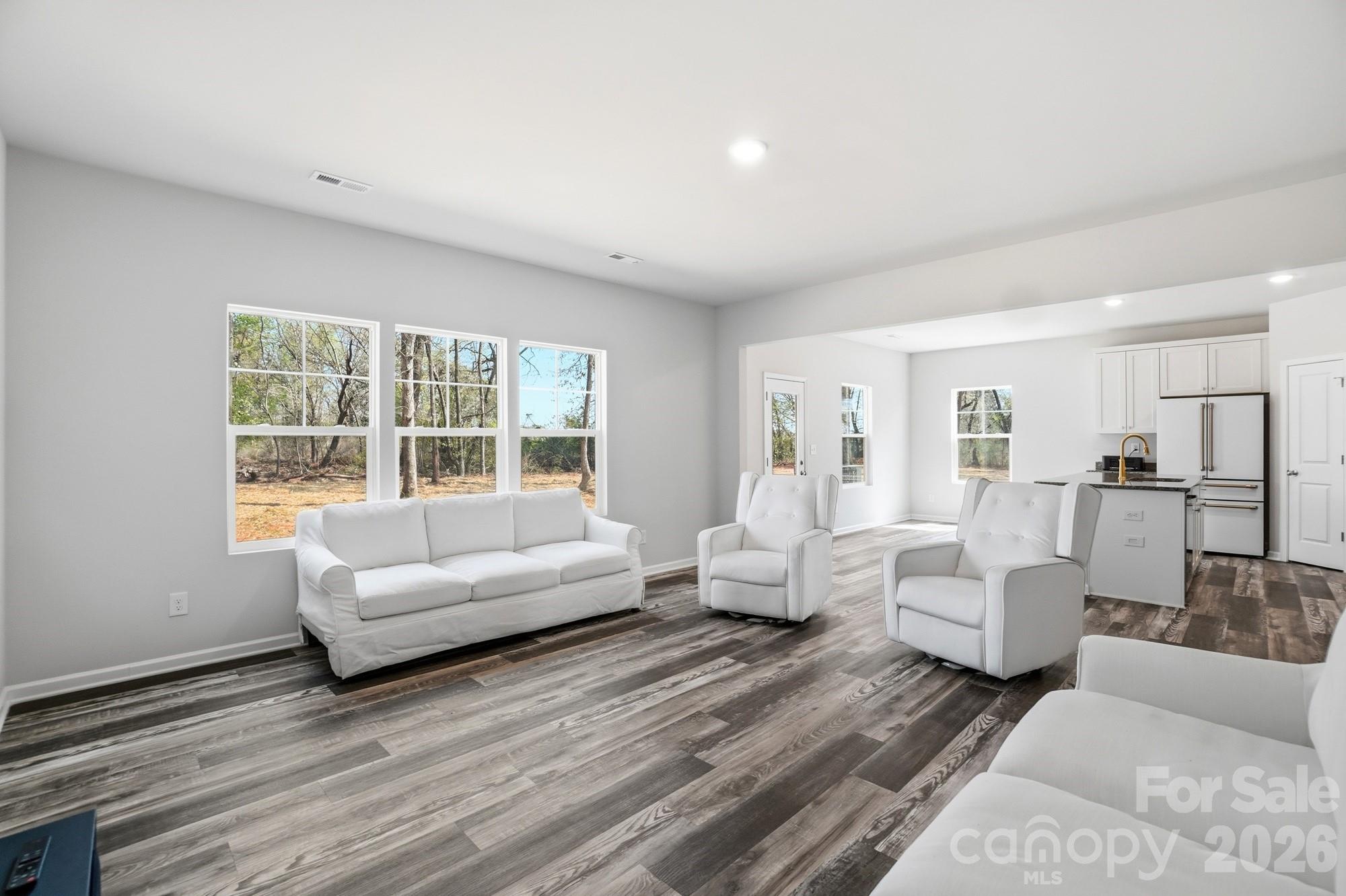 3248 Killian Road