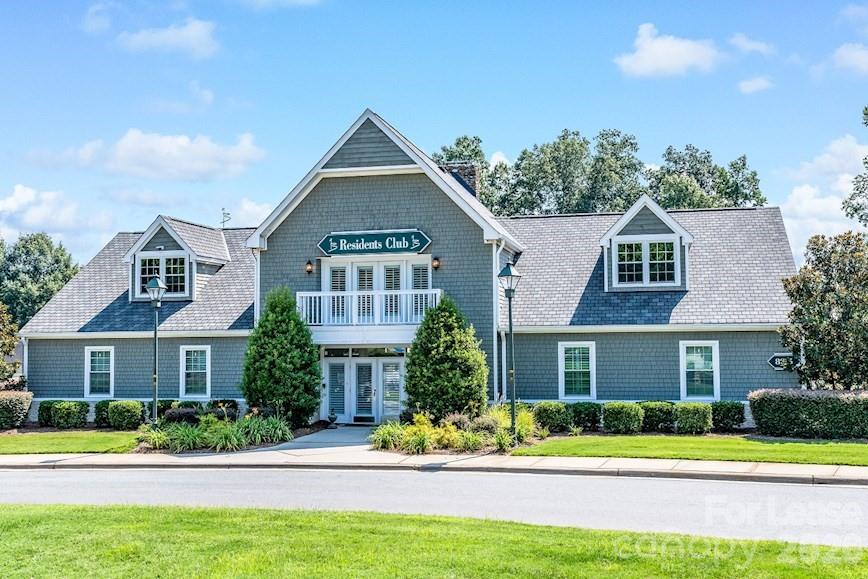 8811 Singleton Court Unit: 567