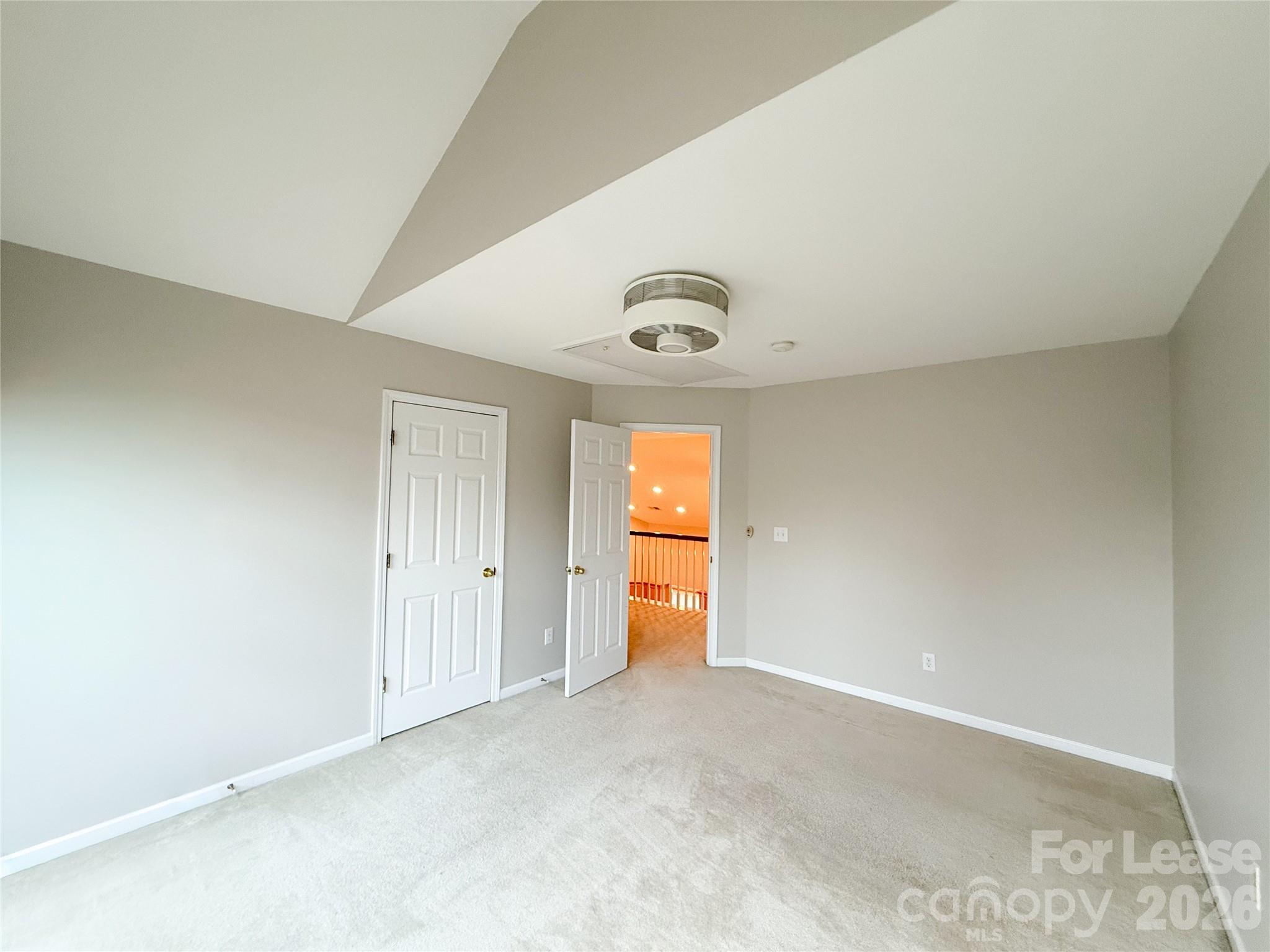8811 Singleton Court Unit: 567