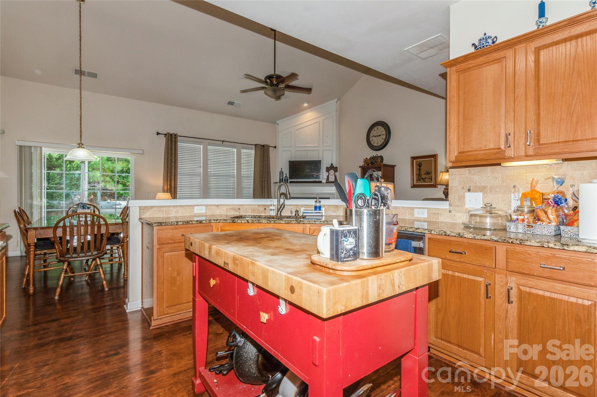 18302 Victoria Bay Drive