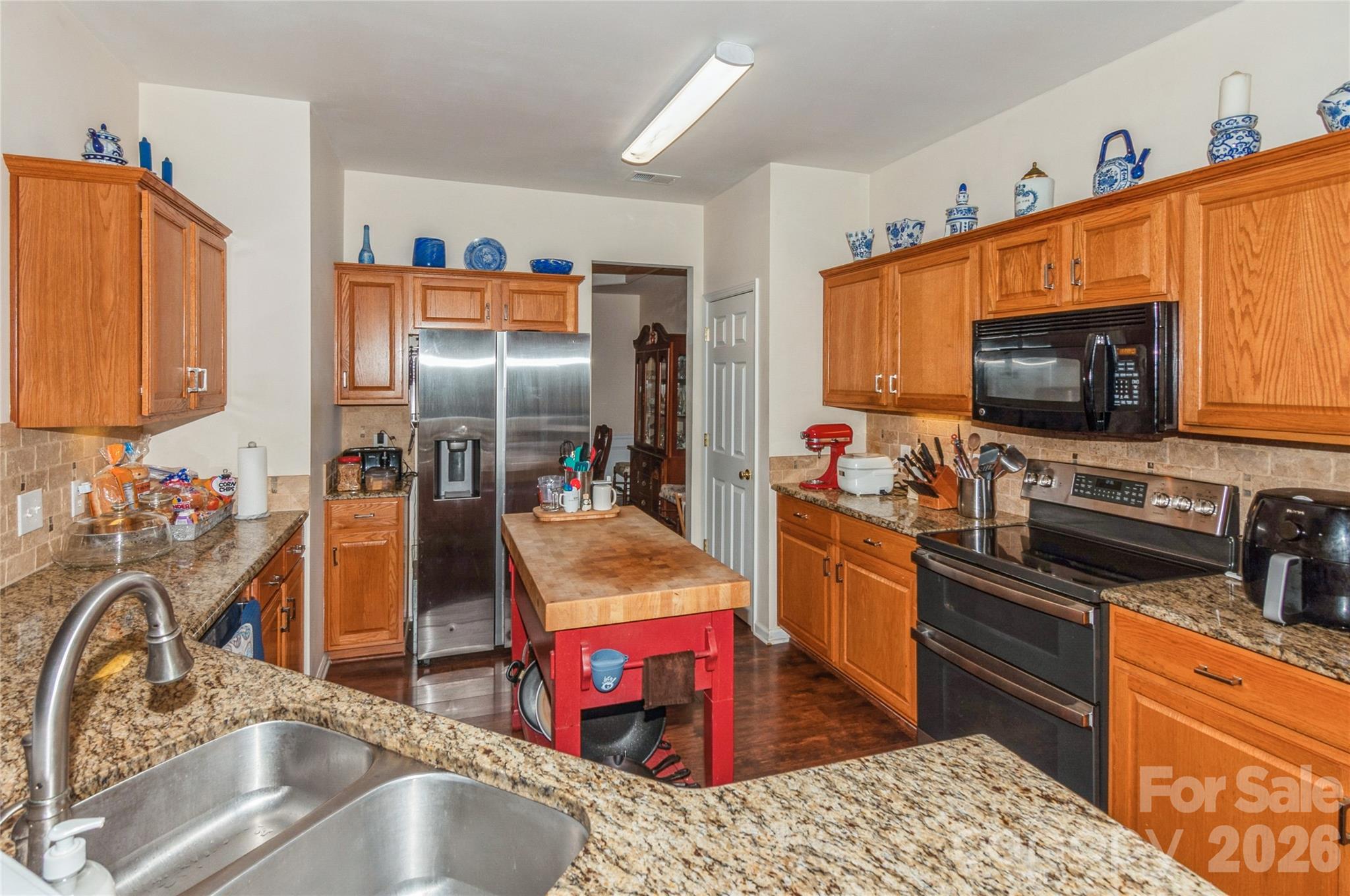 18302 Victoria Bay Drive