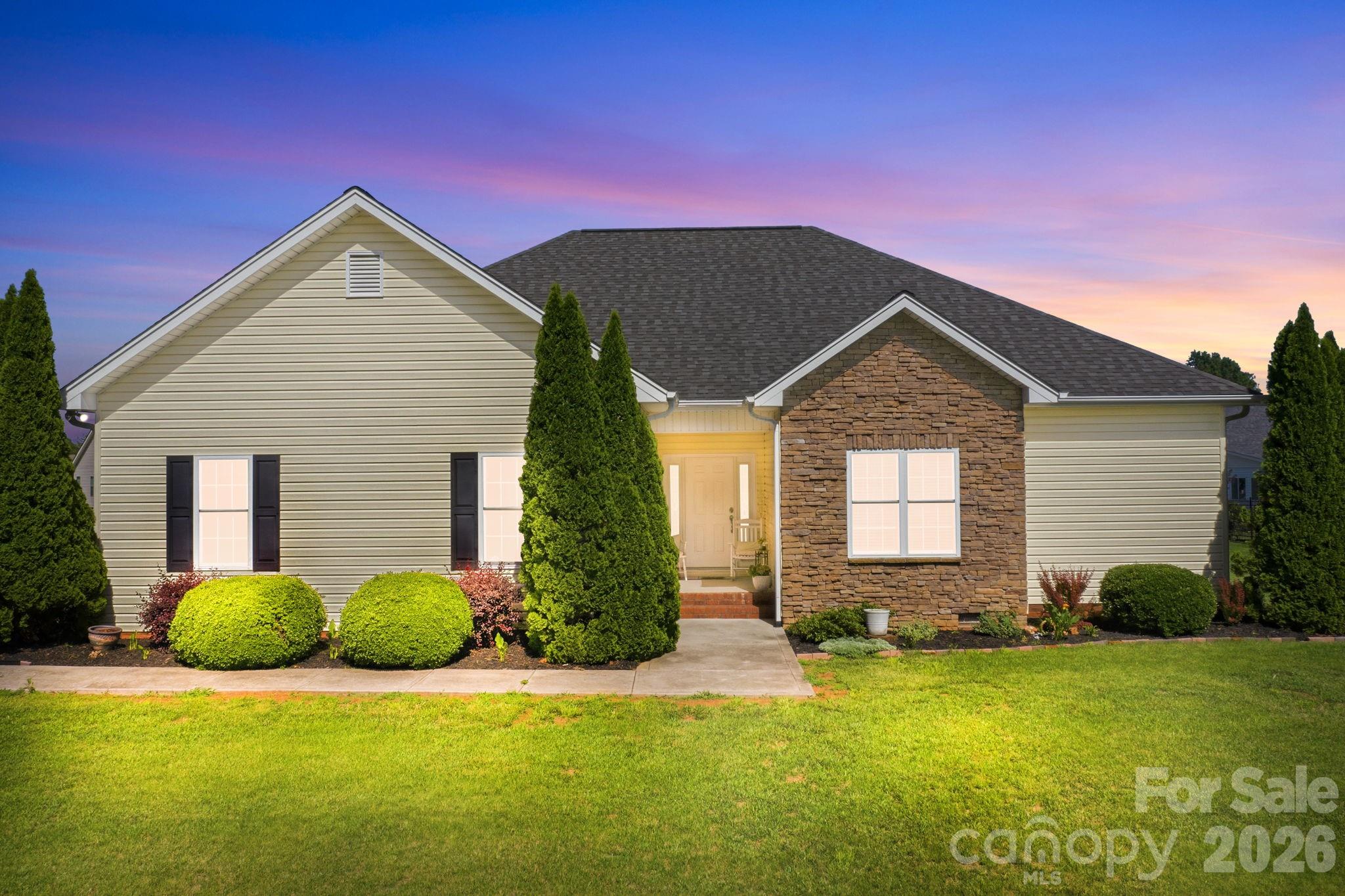 104 Castle Pines Lane