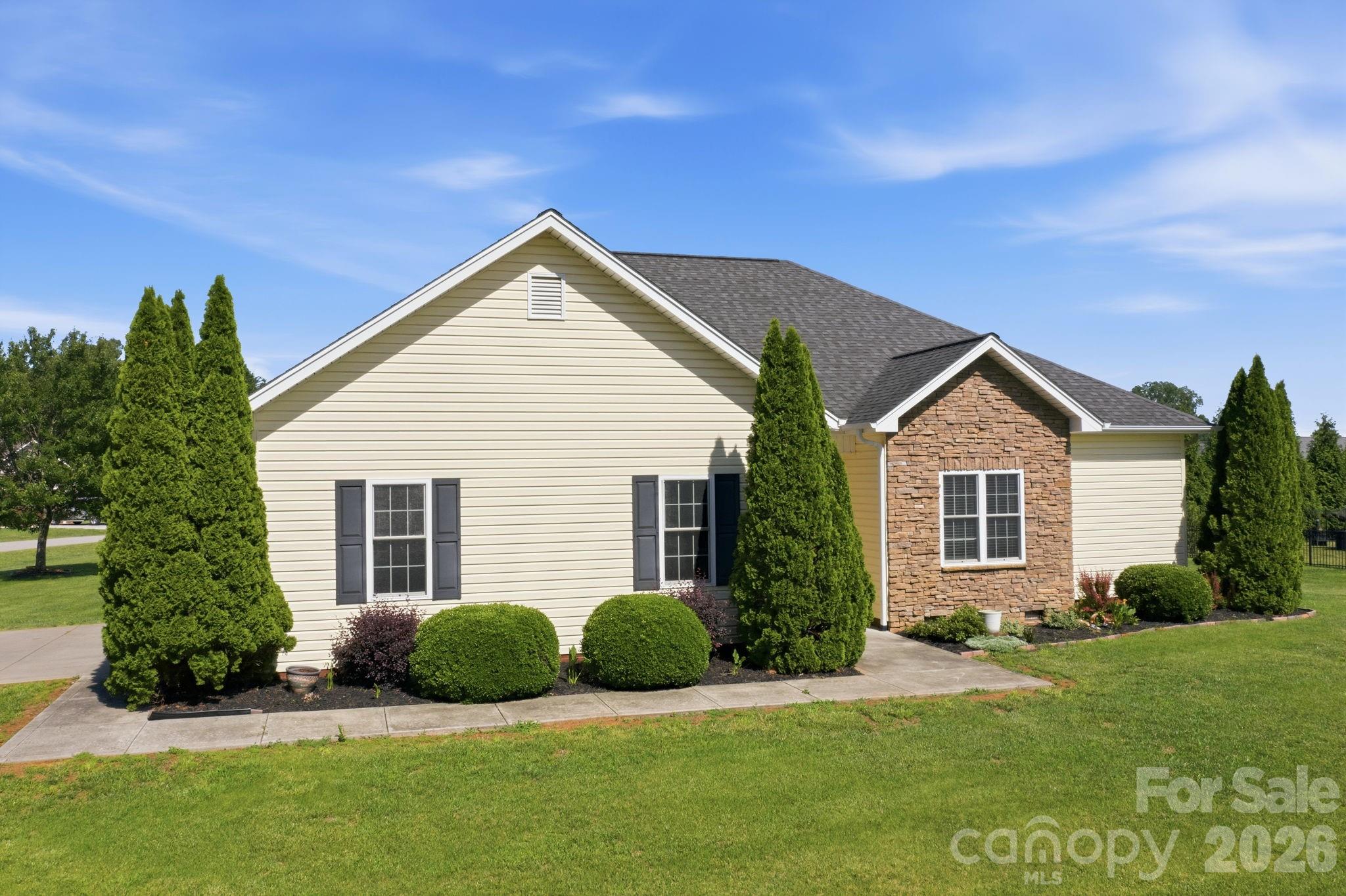 104 Castle Pines Lane