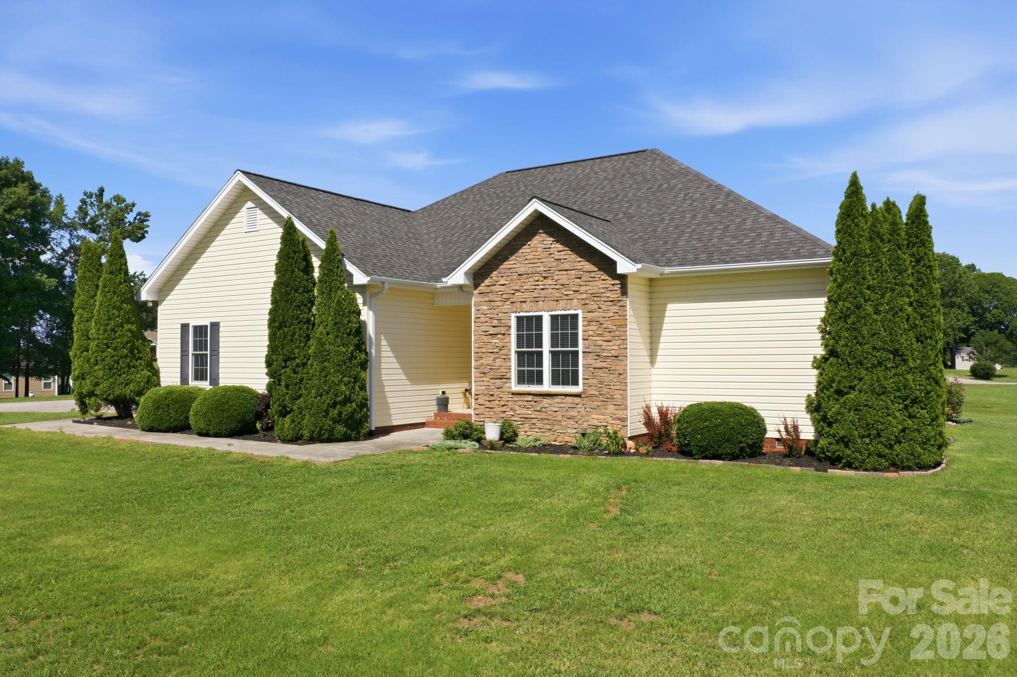 104 Castle Pines Lane