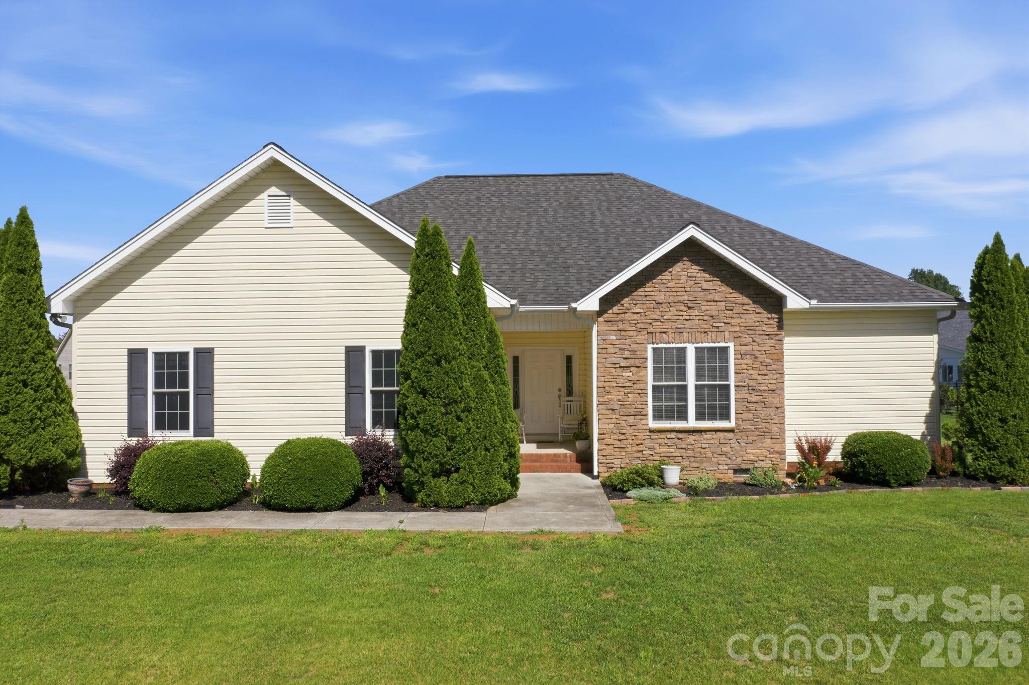 104 Castle Pines Lane