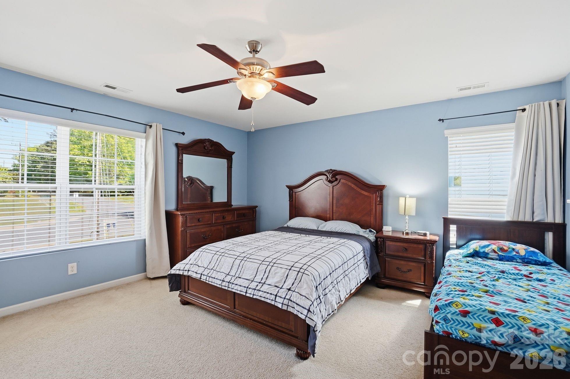 1304 Woodglen Lane