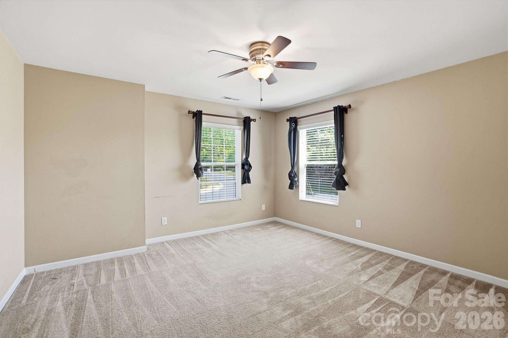 1304 Woodglen Lane