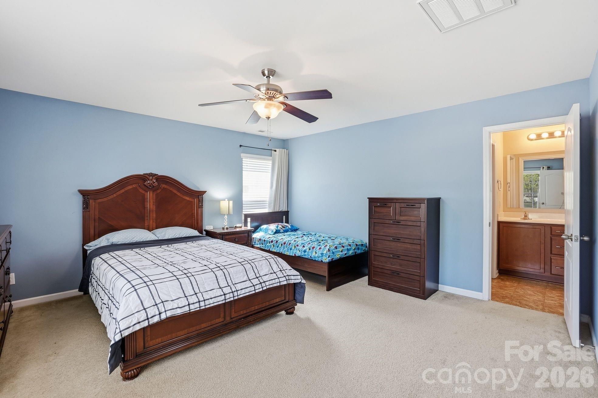 1304 Woodglen Lane