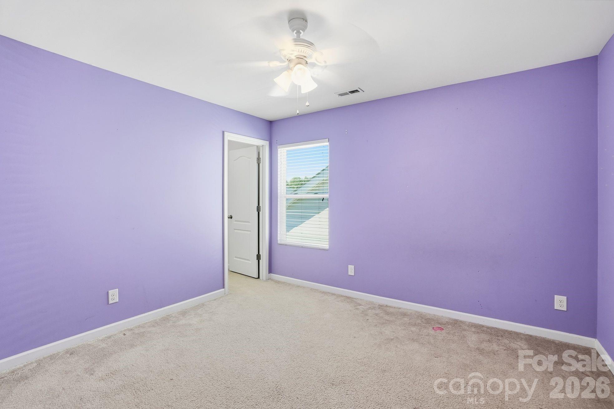 1304 Woodglen Lane
