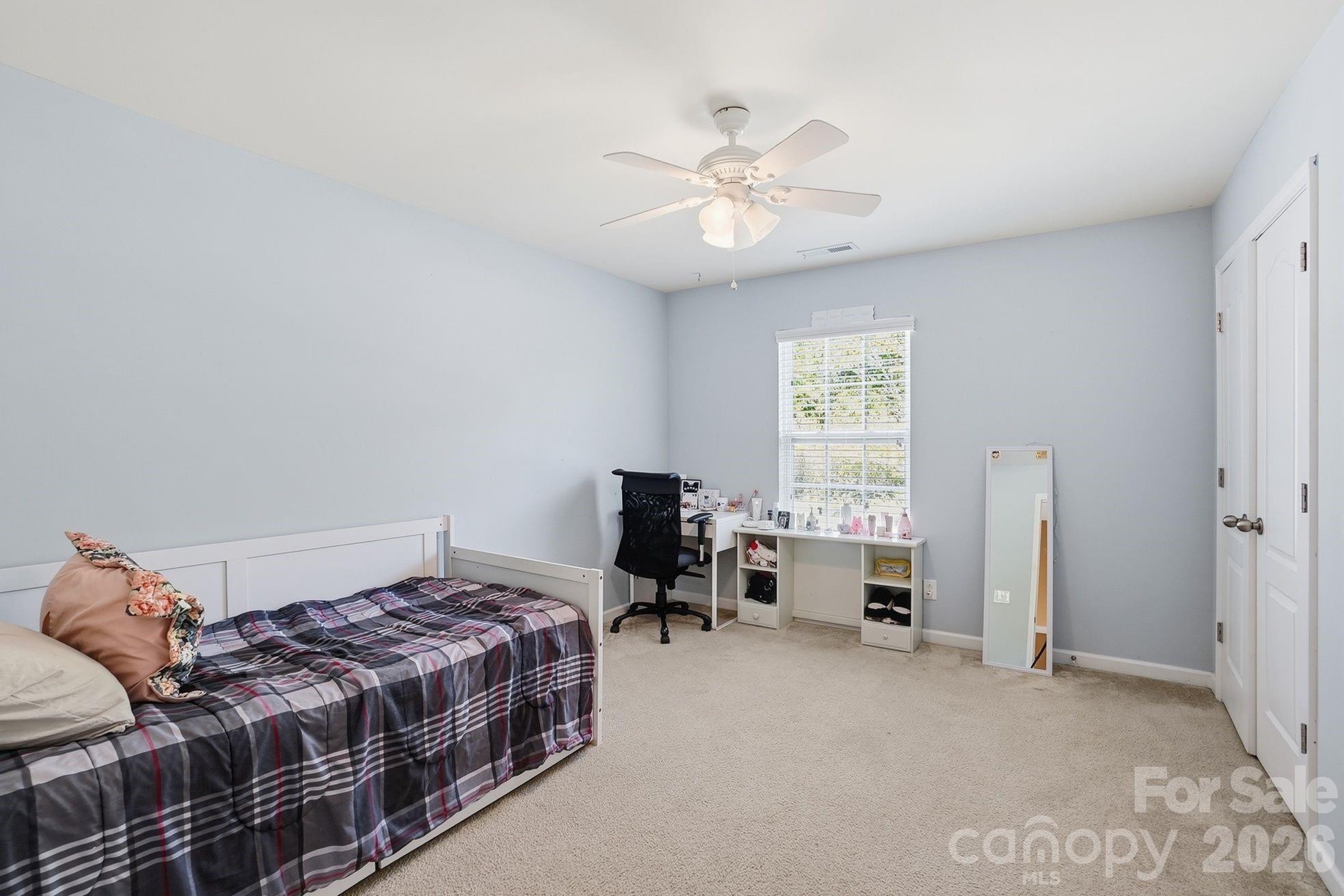 1304 Woodglen Lane