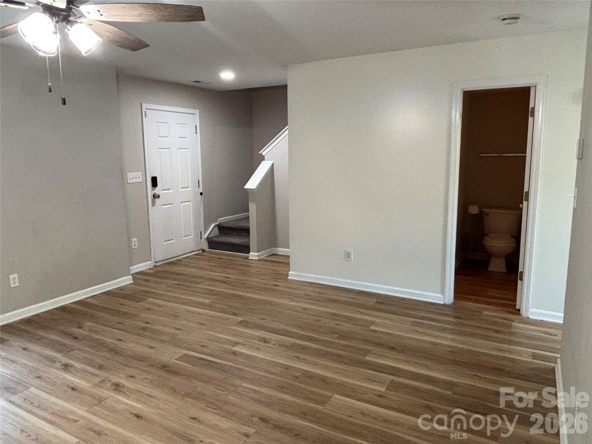 6427 Wedron Court