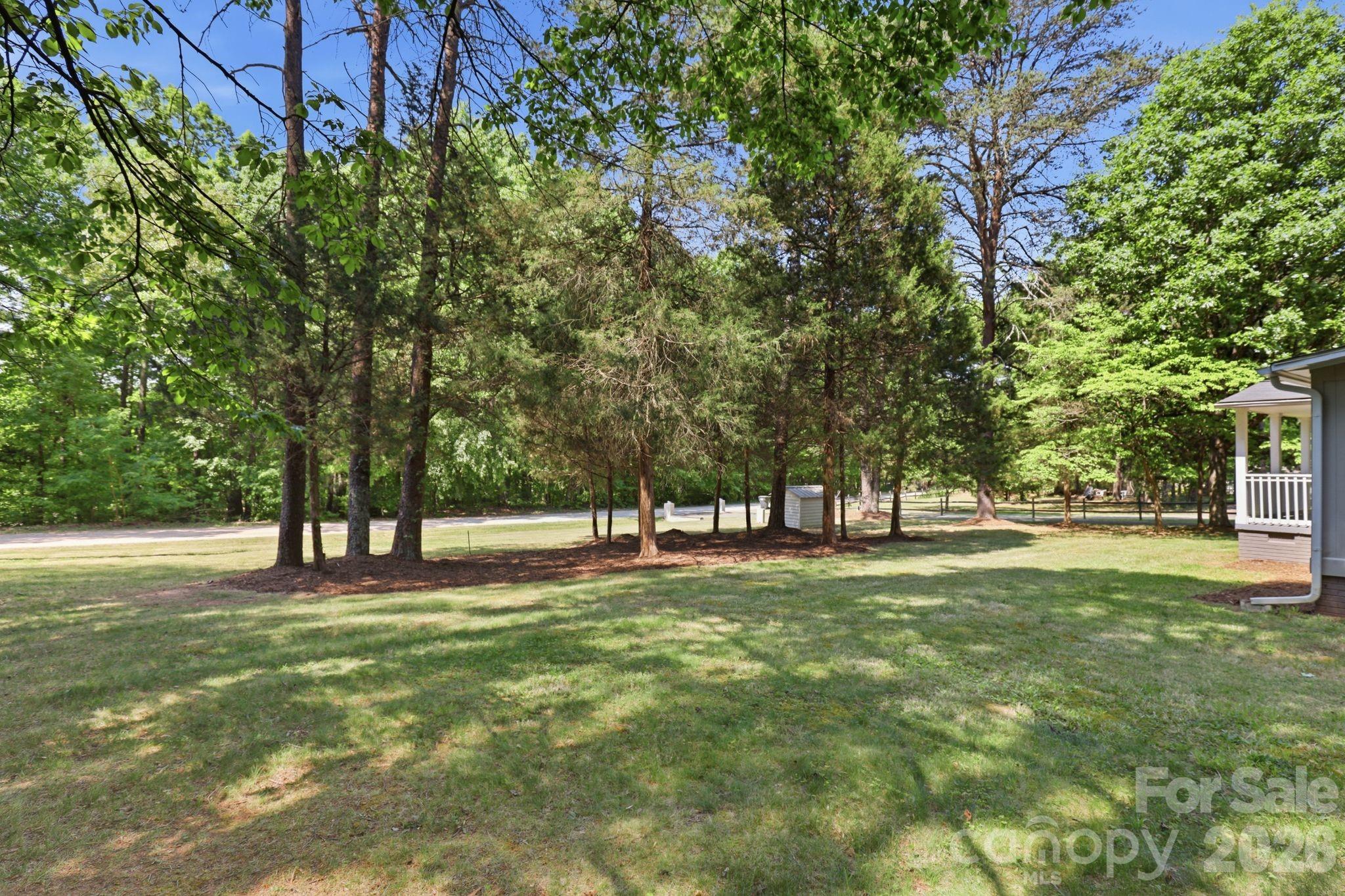 136 Woodridge Lane