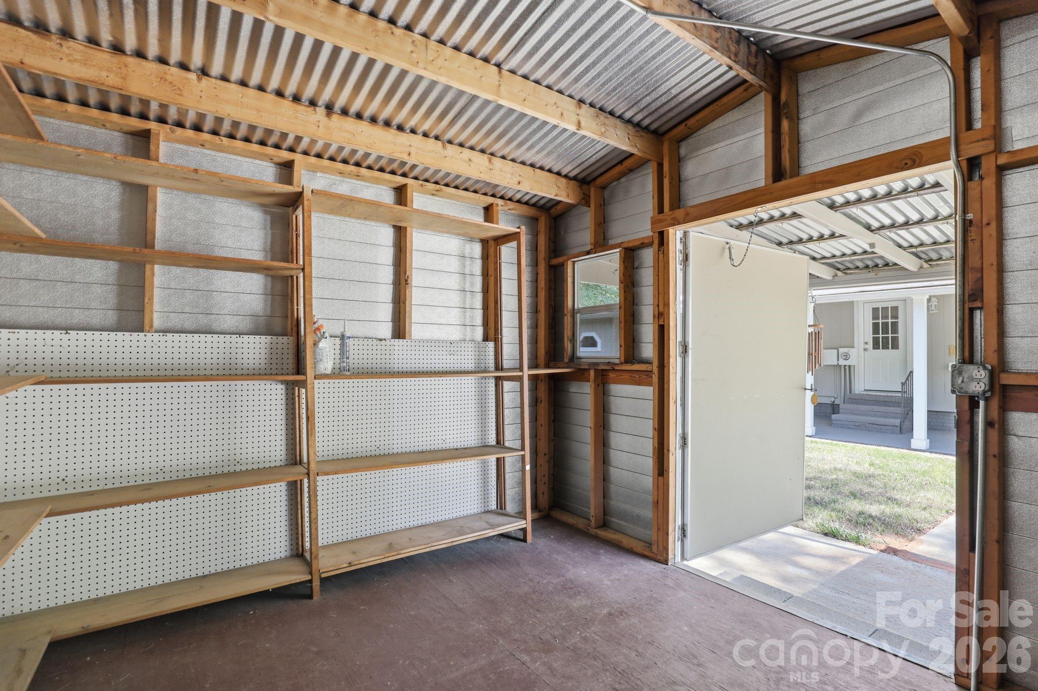 136 Woodridge Lane