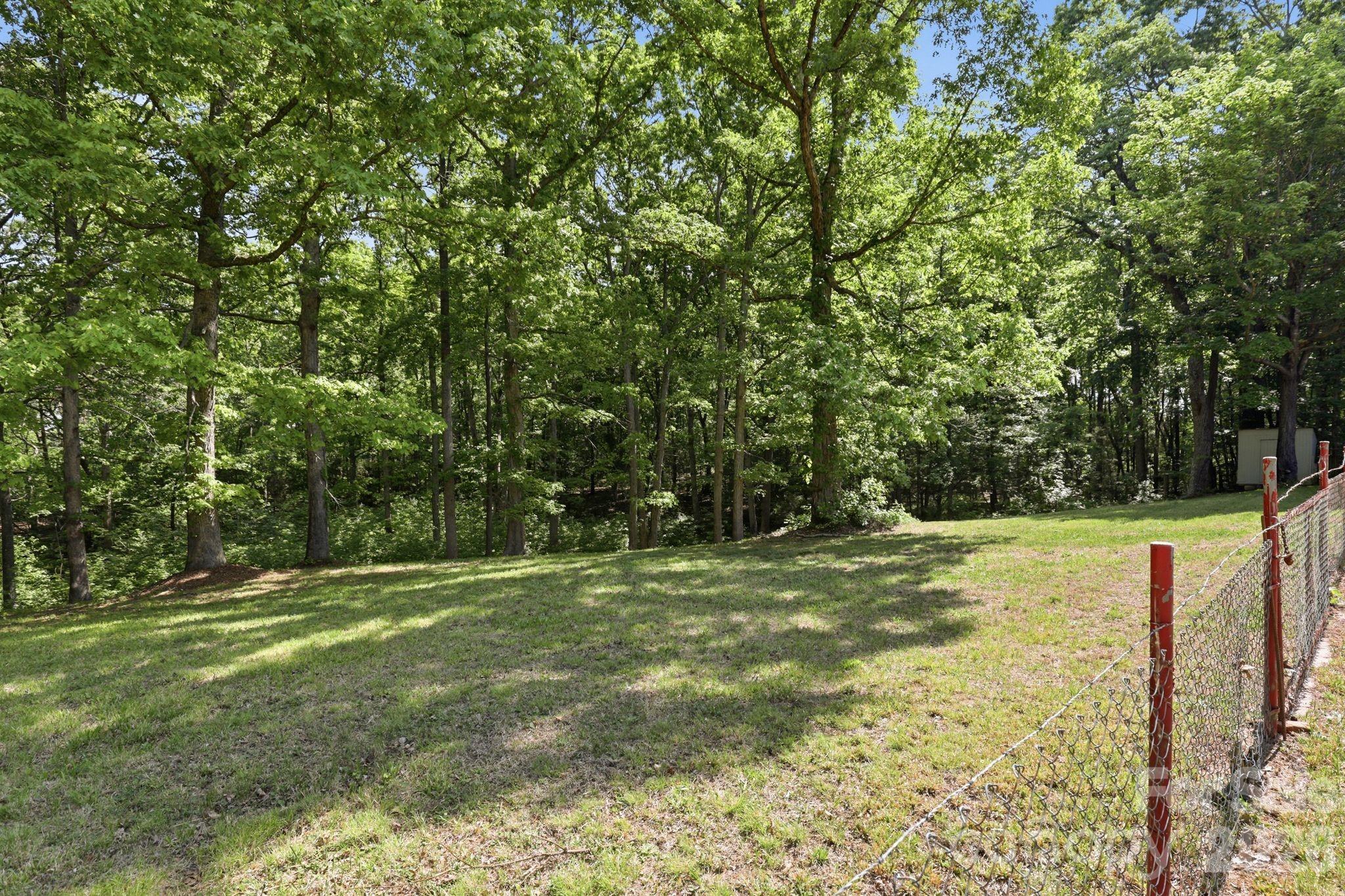 136 Woodridge Lane