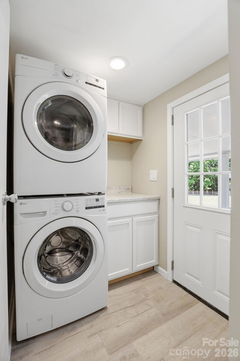 136 Woodridge Lane