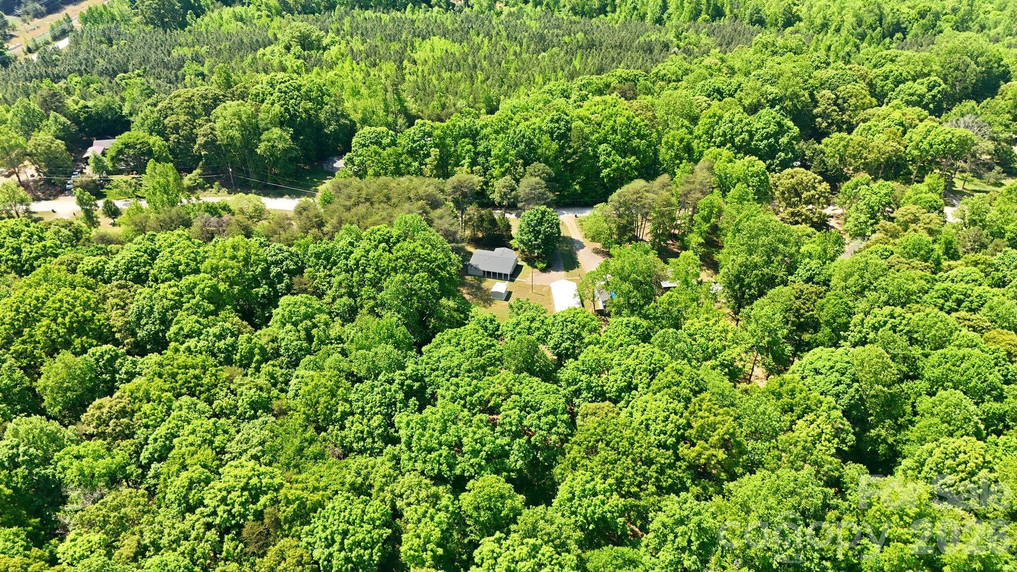 136 Woodridge Lane