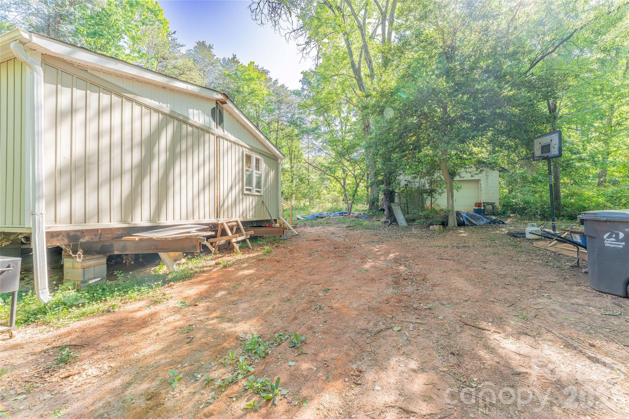 6132 Sherwood Lane