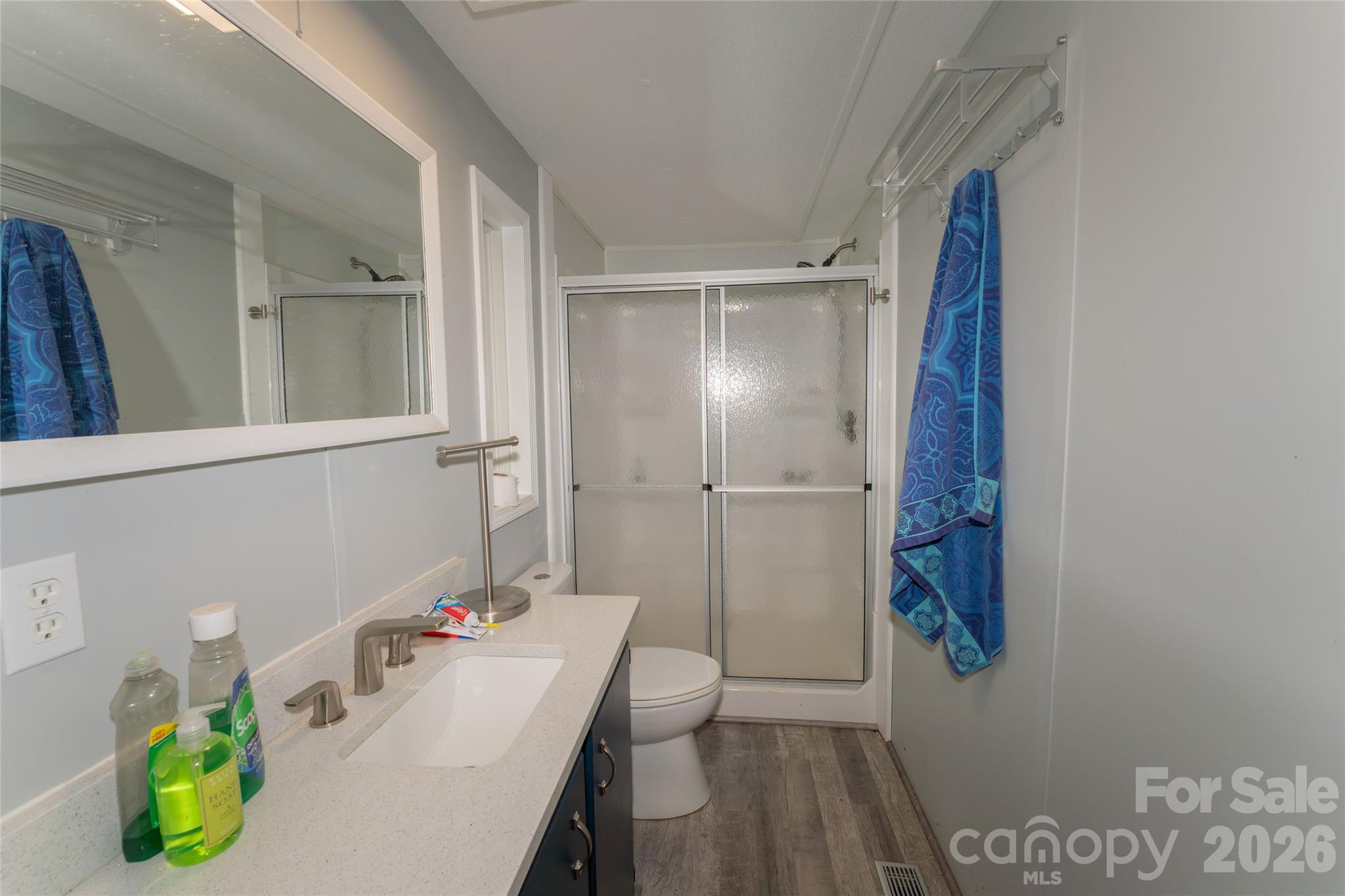 6132 Sherwood Lane