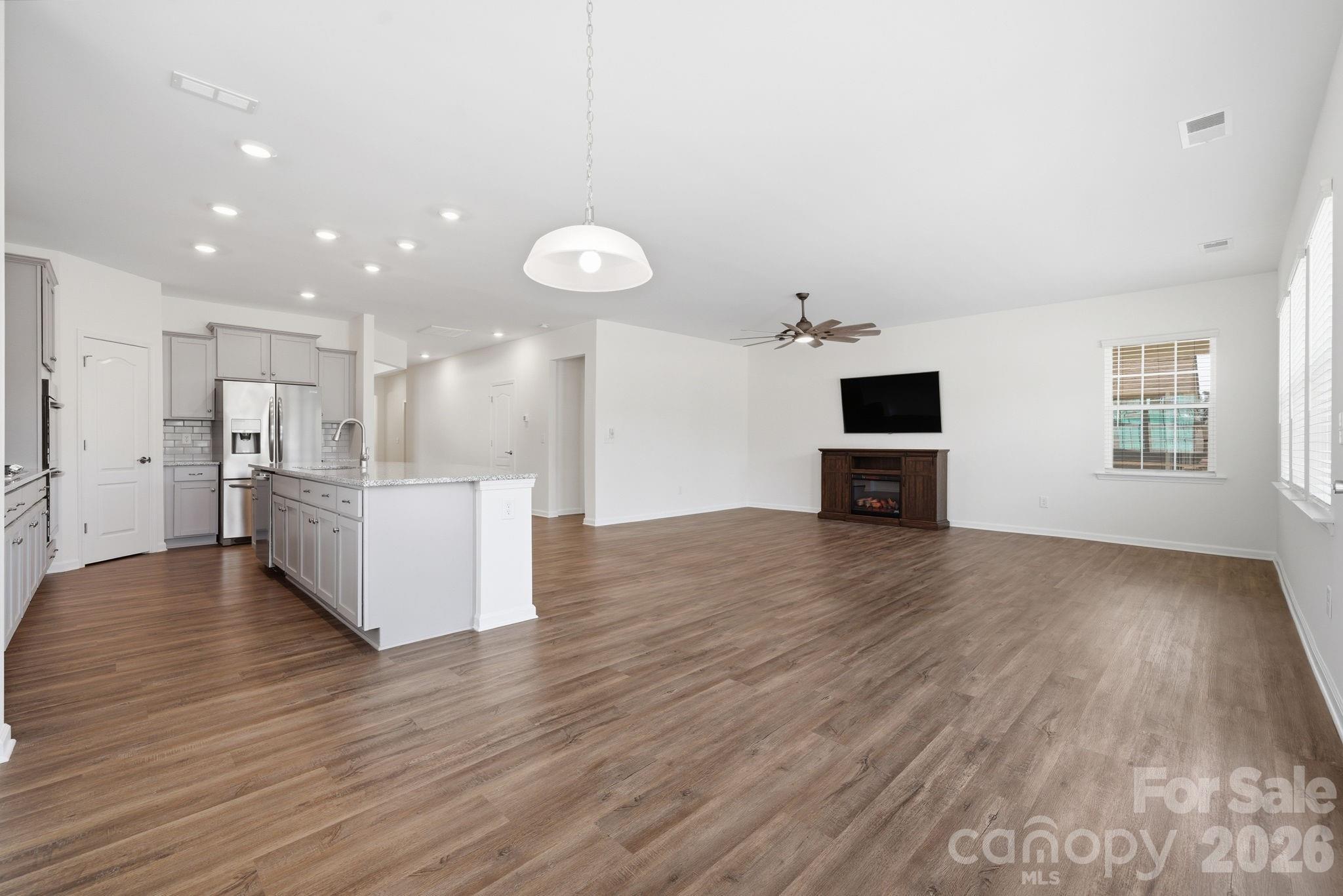 14333 Hugh Dixon Way