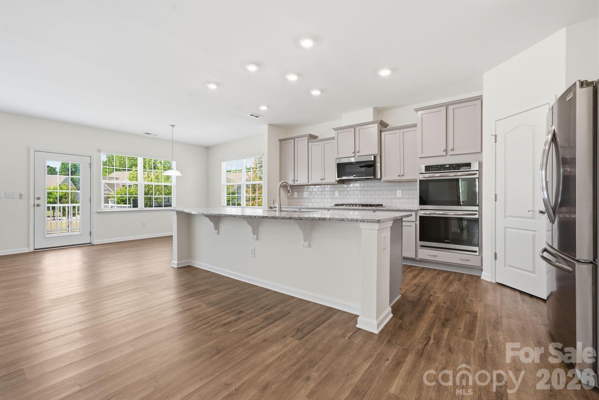 14333 Hugh Dixon Way