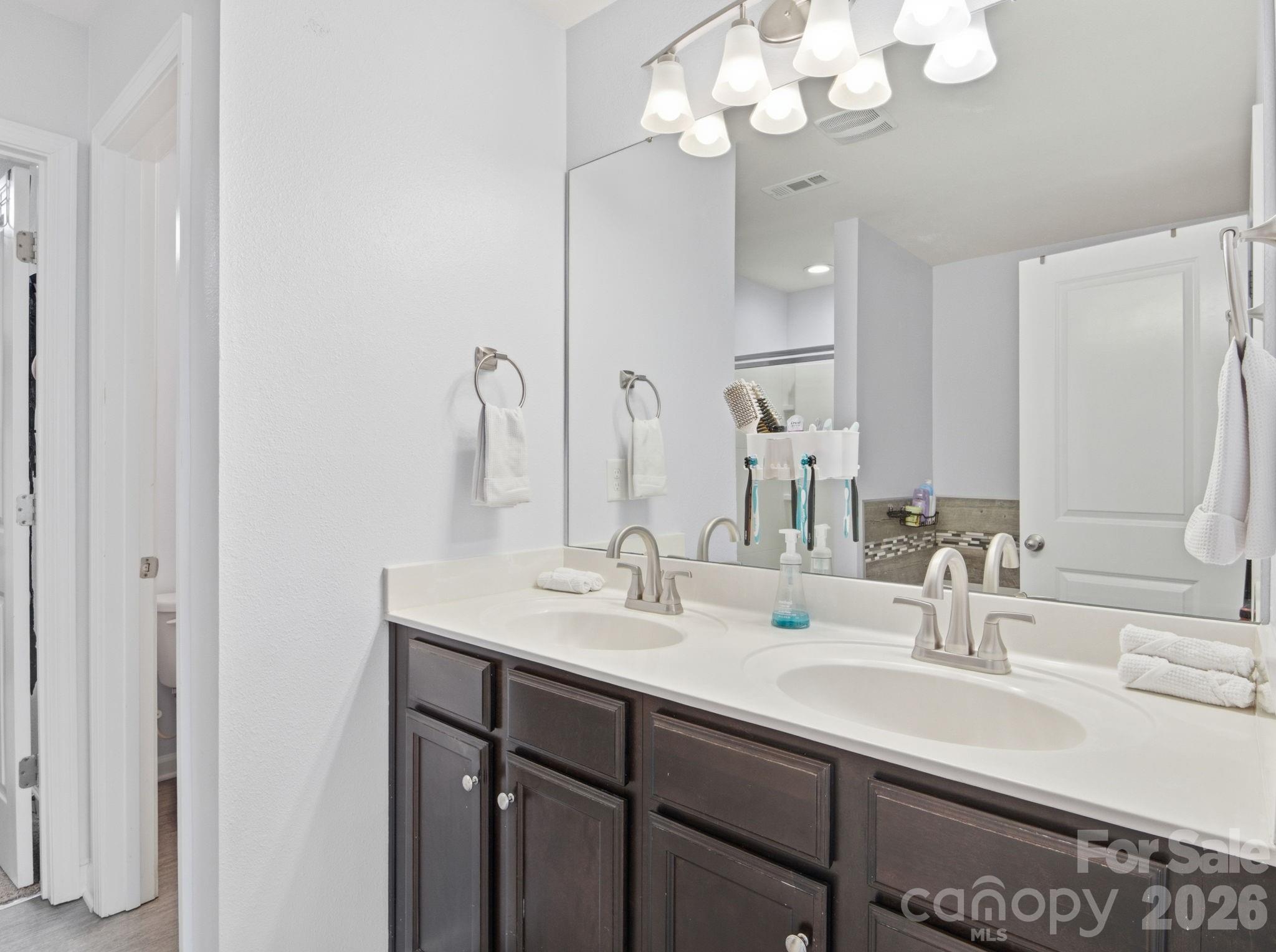 115 Harvest Pointe Drive Unit: 73
