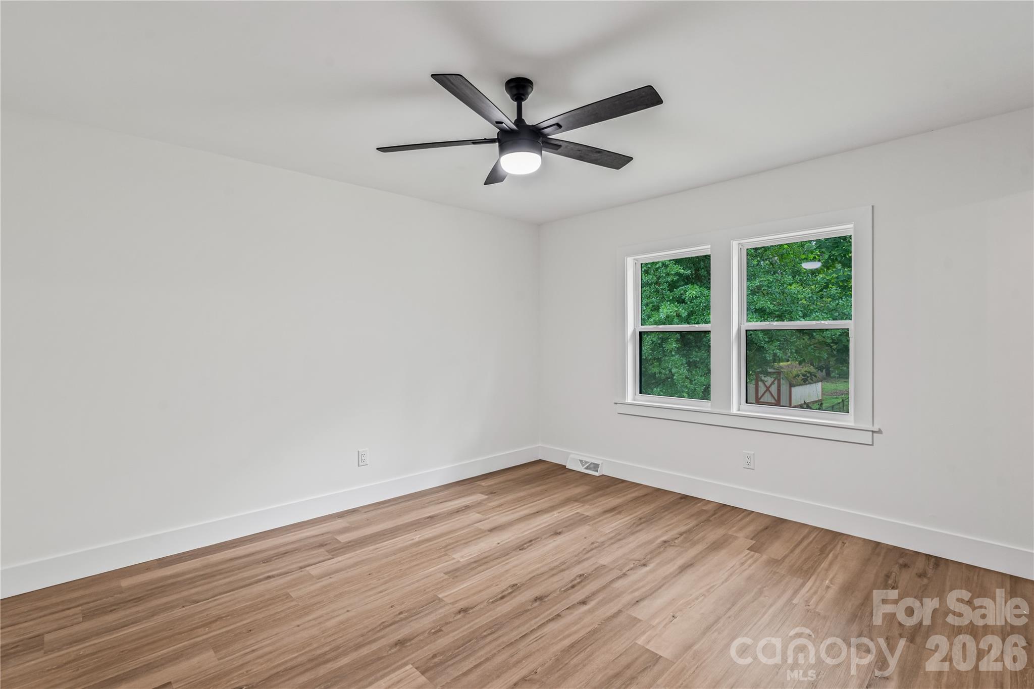 833 Knowles Drive