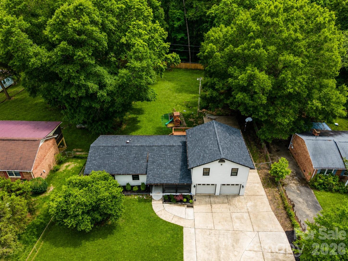 833 Knowles Drive