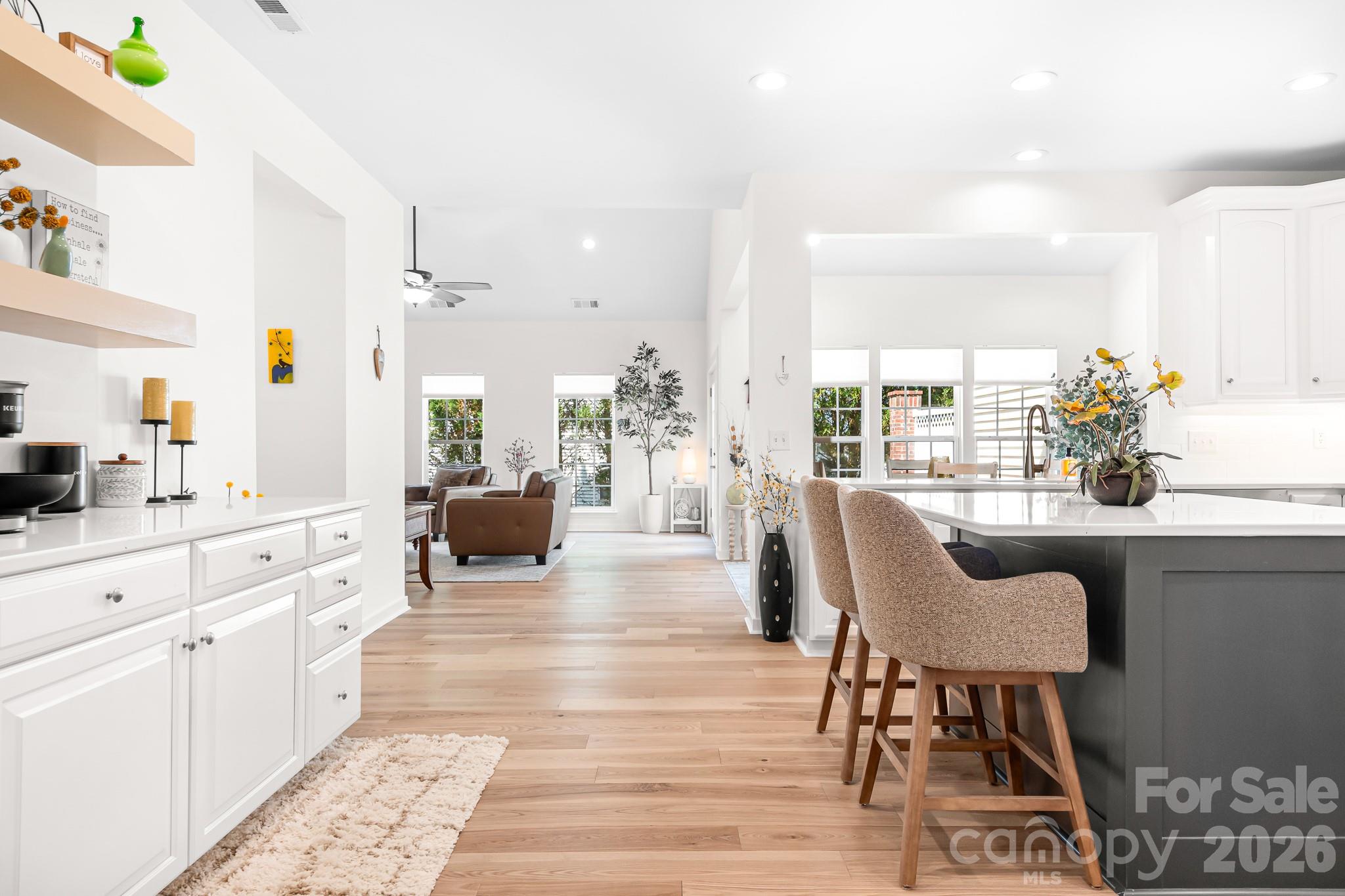 14566 Greenpoint Lane