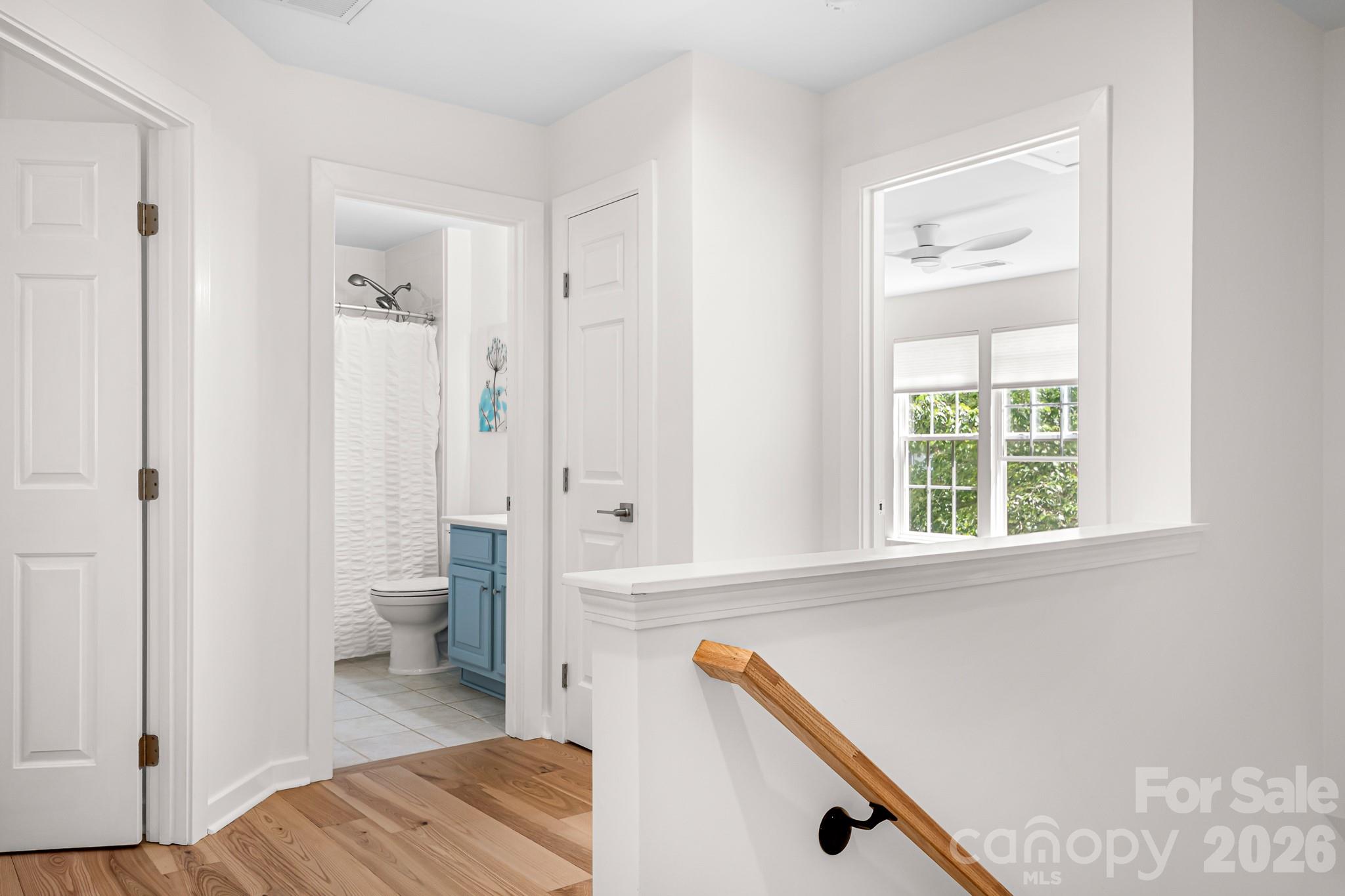 14566 Greenpoint Lane