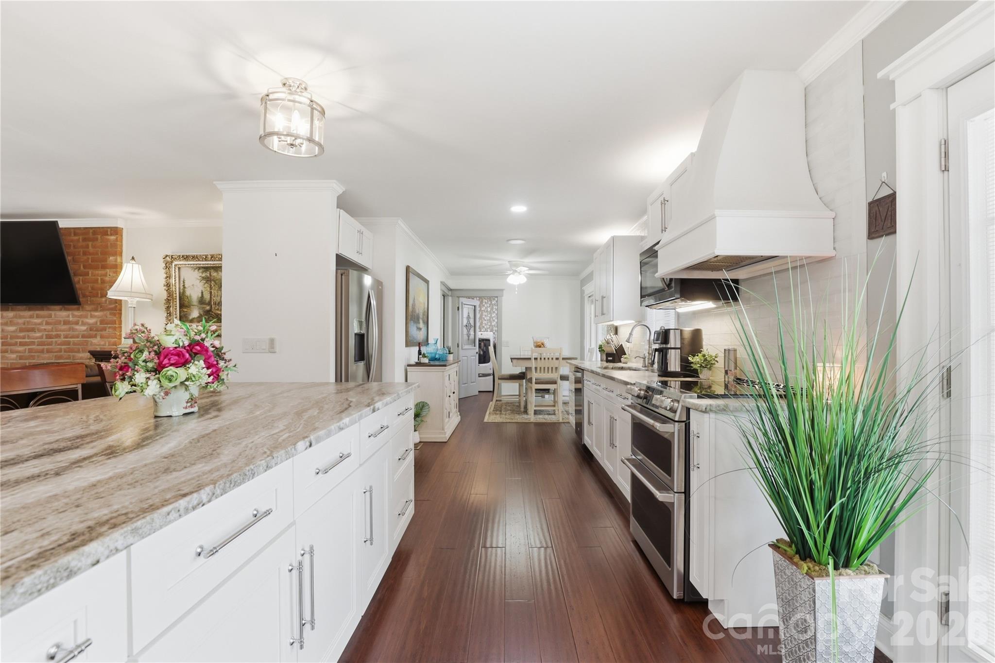 4 Fox Ridge Drive