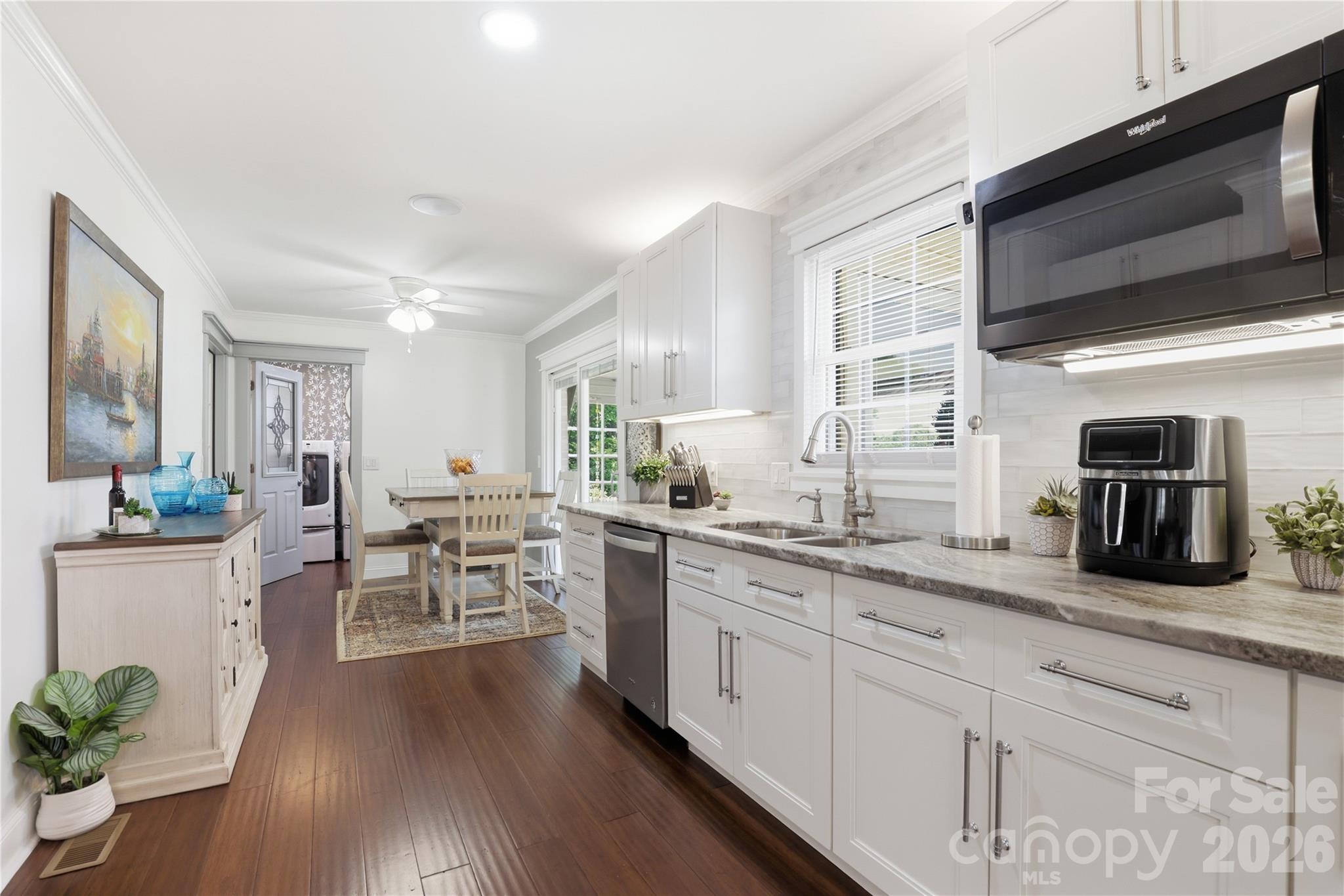 4 Fox Ridge Drive