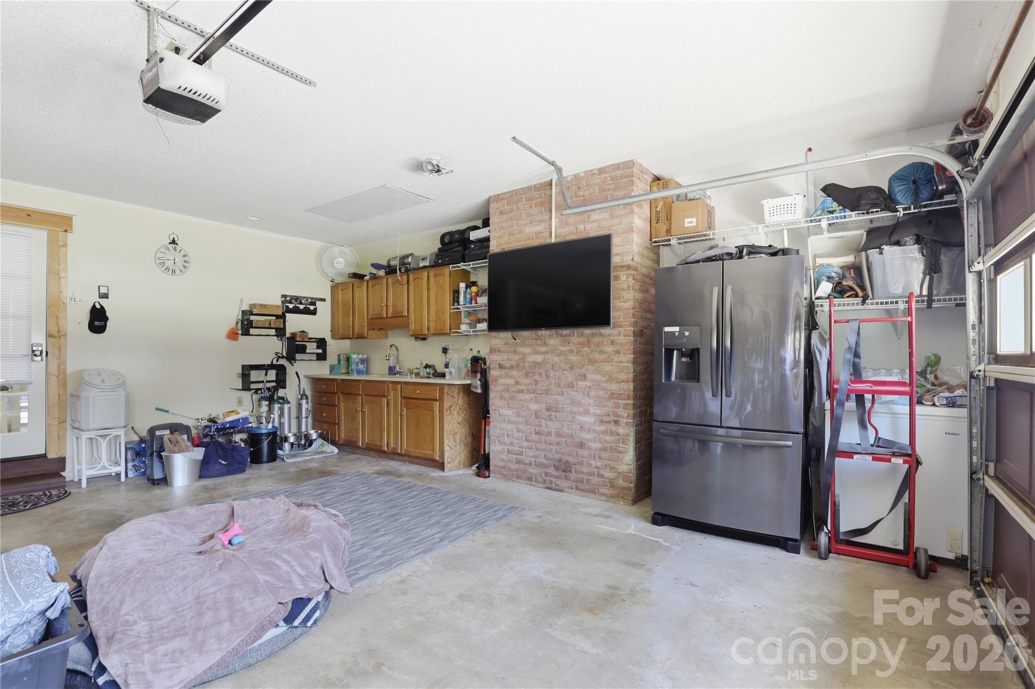 4 Fox Ridge Drive